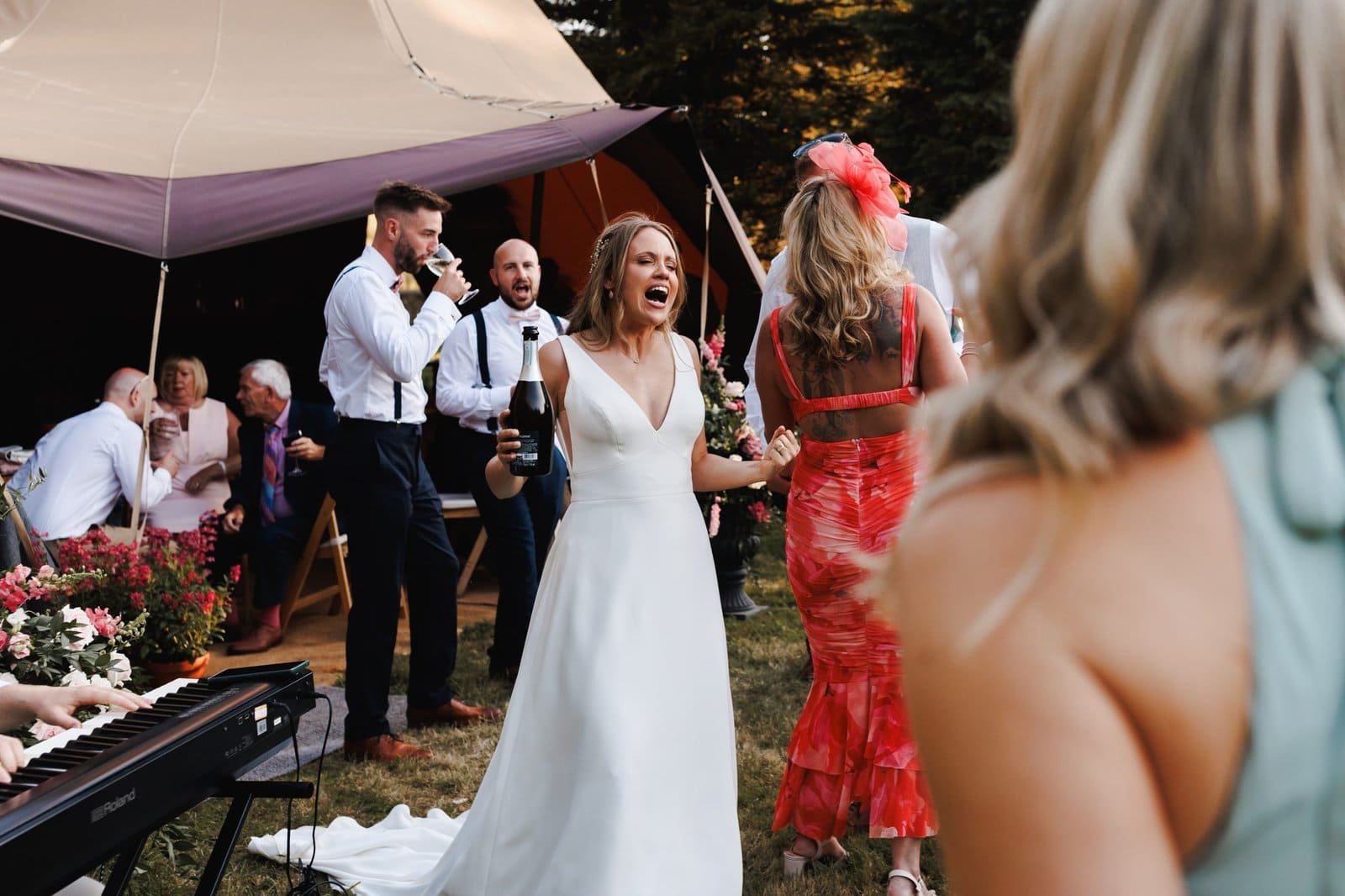 bodkin house wedding | cotswolds wedding marquee | London wedding photographer Lauren Squire Photography