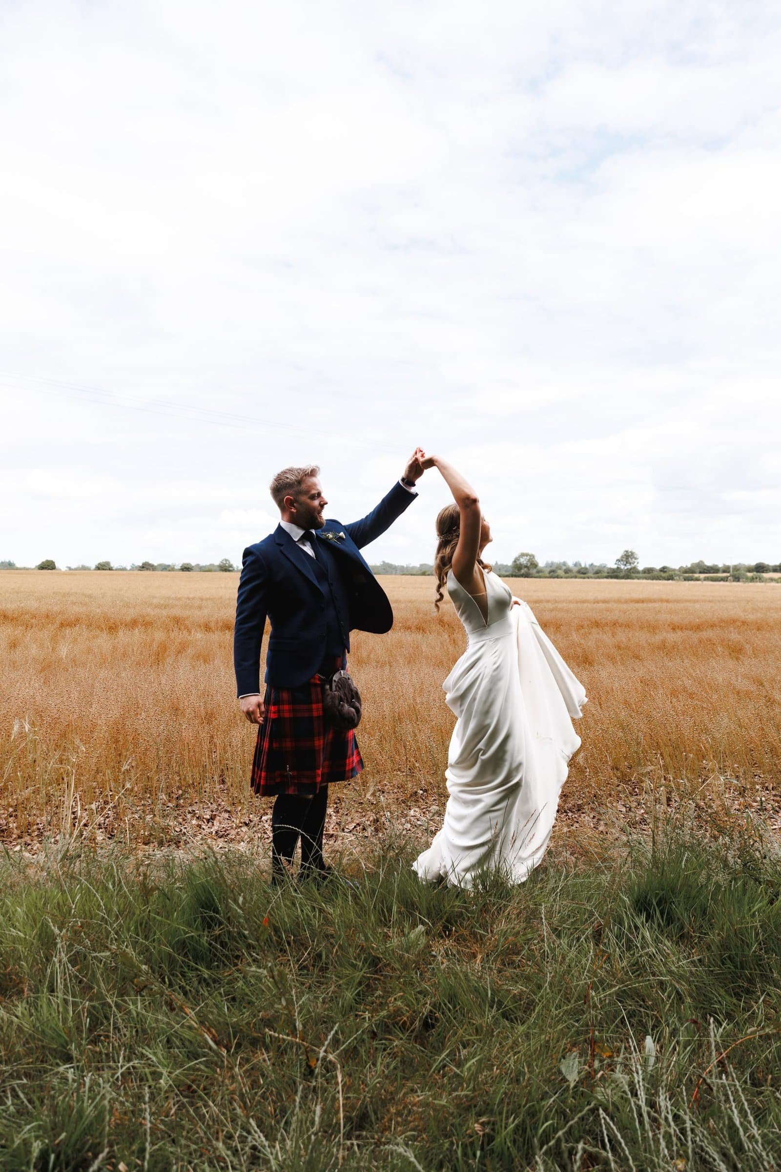 bodkin house wedding | cotswolds wedding marquee | London wedding photographer Lauren Squire Photography