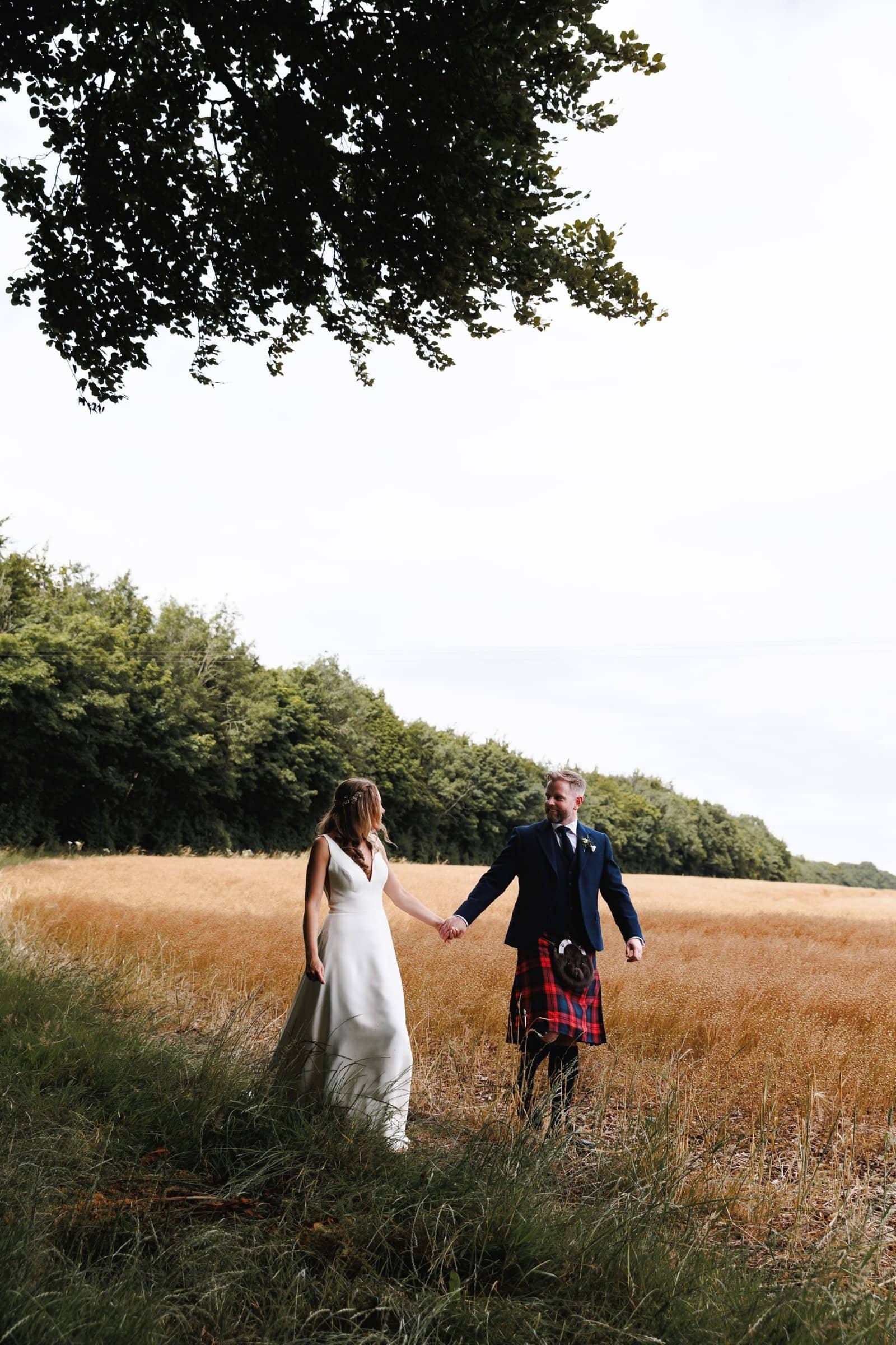 bodkin house wedding | cotswolds wedding marquee | London wedding photographer Lauren Squire Photography