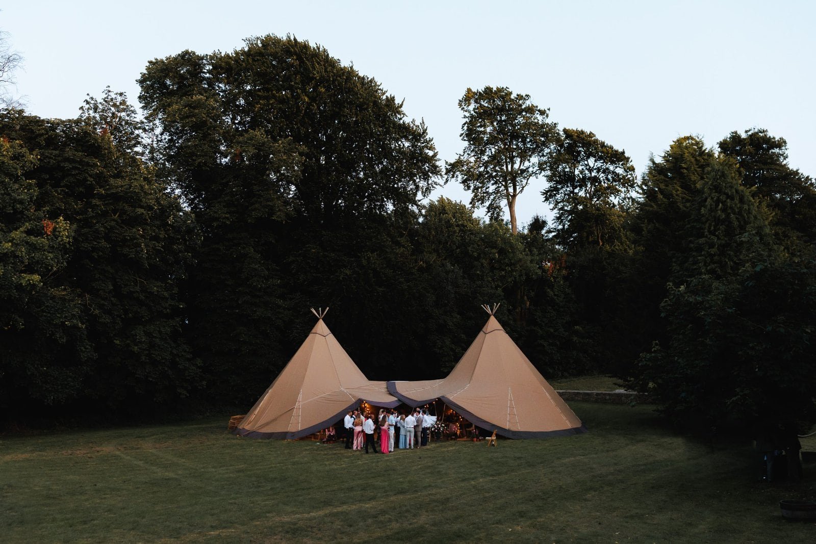 bodkin house wedding | cotswolds wedding marquee | London wedding photographer Lauren Squire Photography