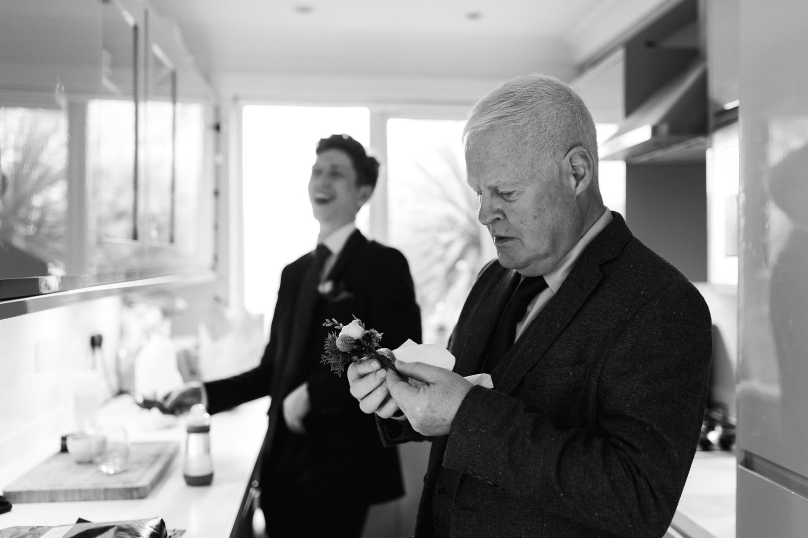 Clissold House Wedding photography for intimate London wedding in Autumn