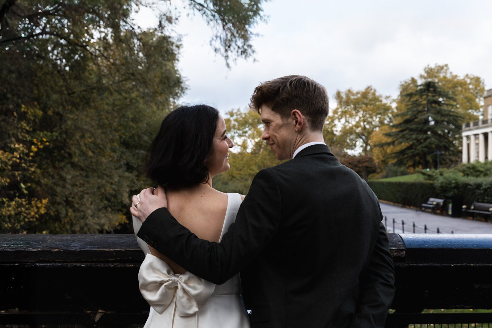 Clissold House Wedding photography for intimate London wedding in Autumn