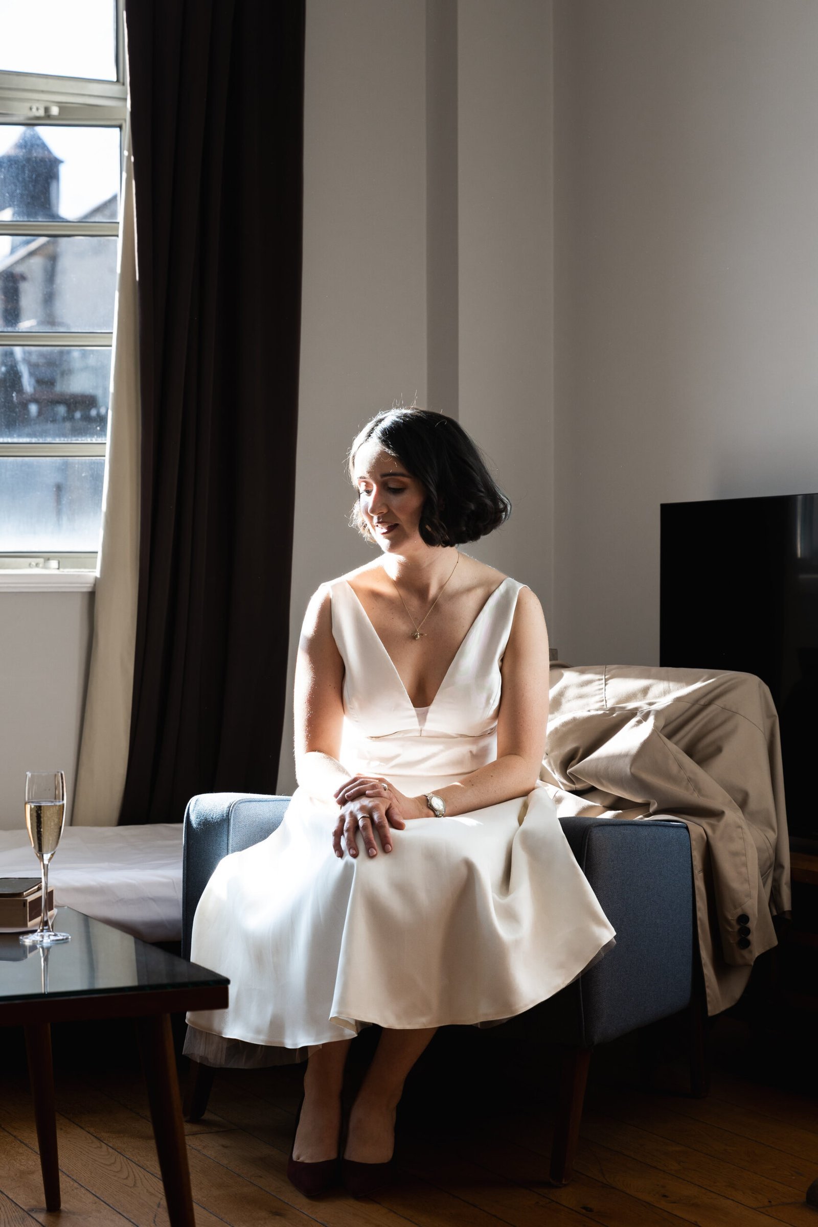 Clissold House Wedding photography for intimate London wedding in Autumn