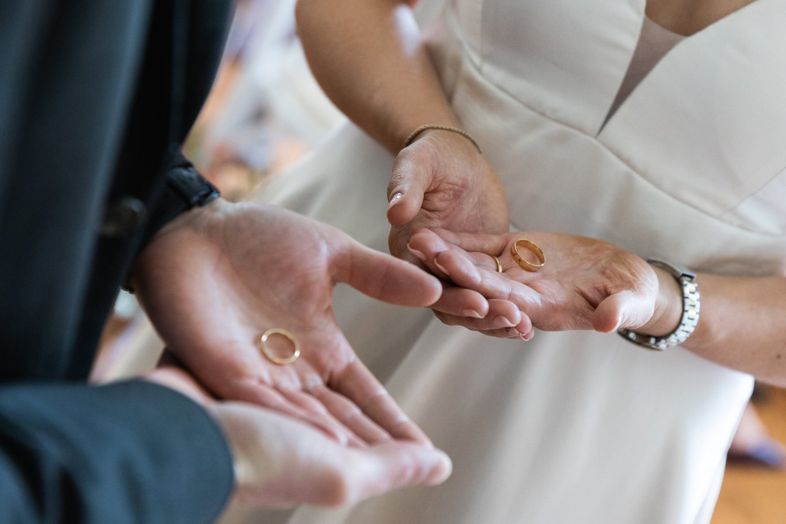 Clissold House Wedding photography for intimate London wedding in Autumn