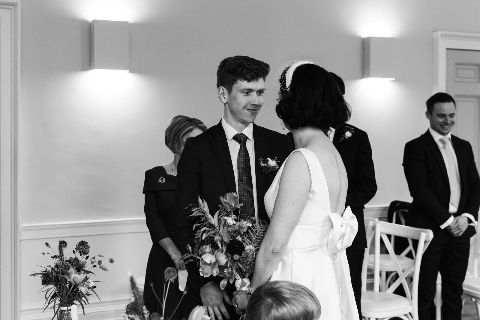 Clissold House Wedding photography for intimate London wedding in Autumn