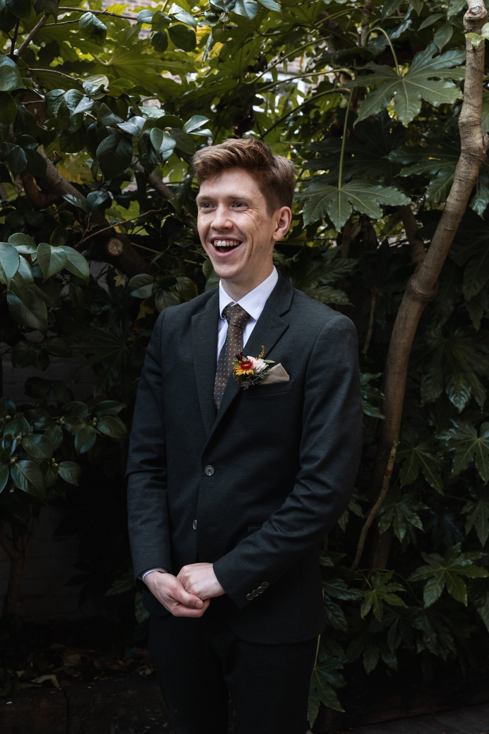 Clissold House Wedding photography for intimate London wedding in Autumn