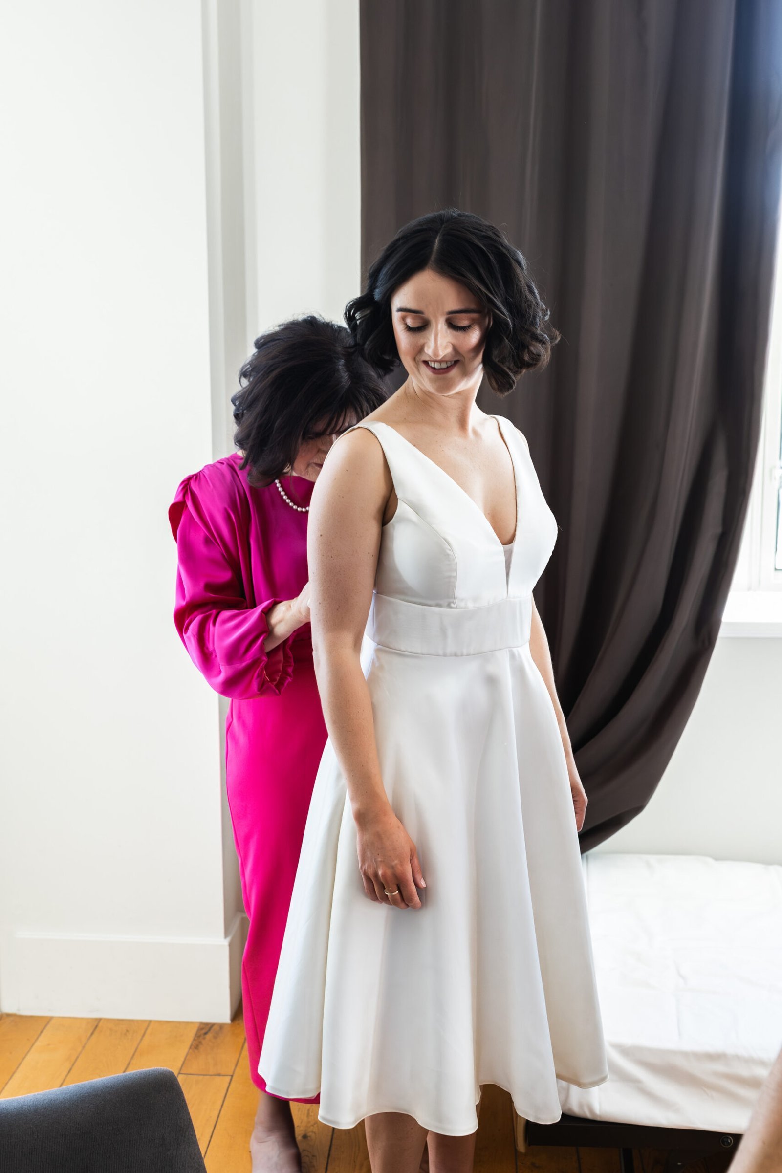 Clissold House Wedding photography for intimate London wedding in Autumn
