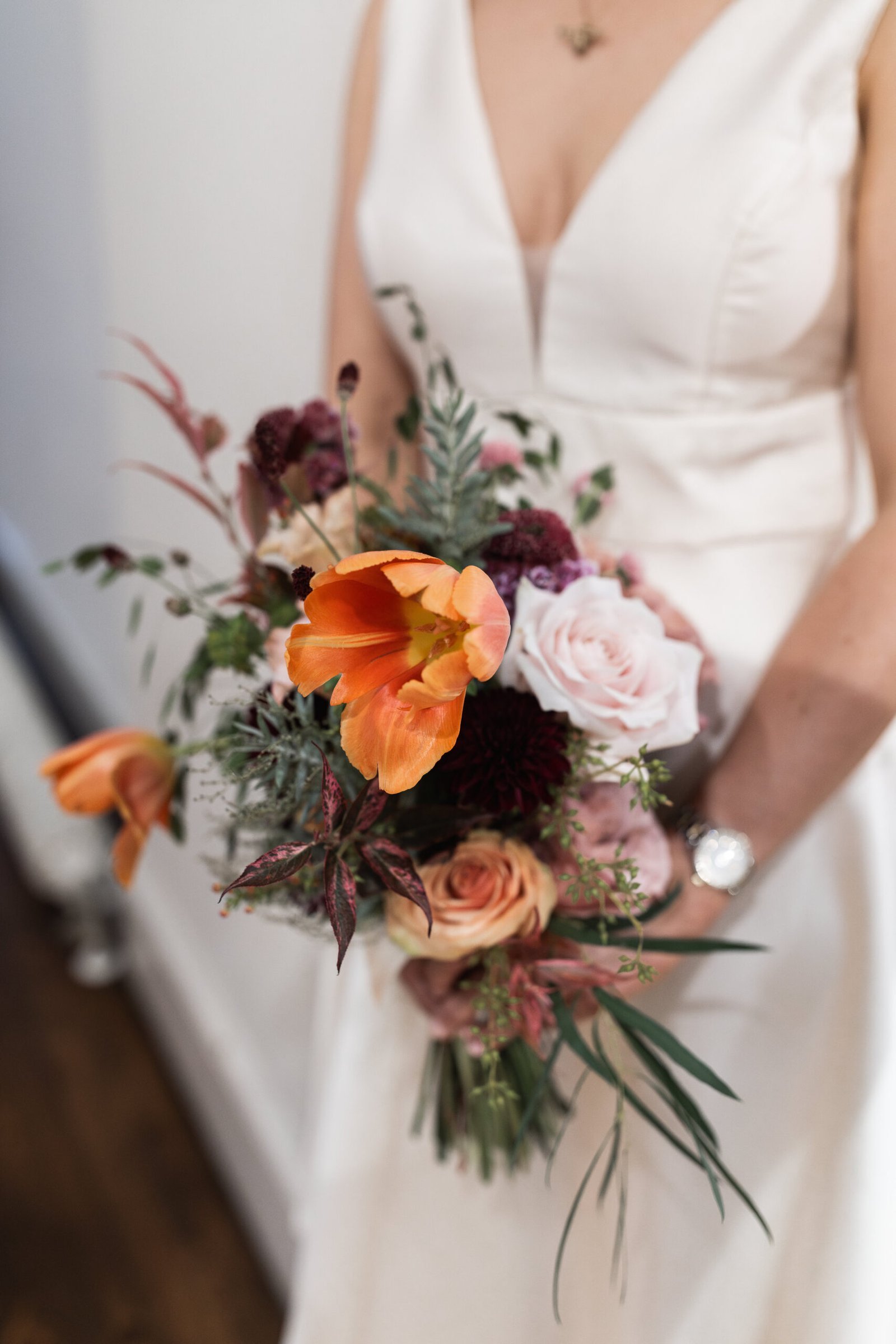 Clissold House Wedding photography for intimate London wedding in Autumn