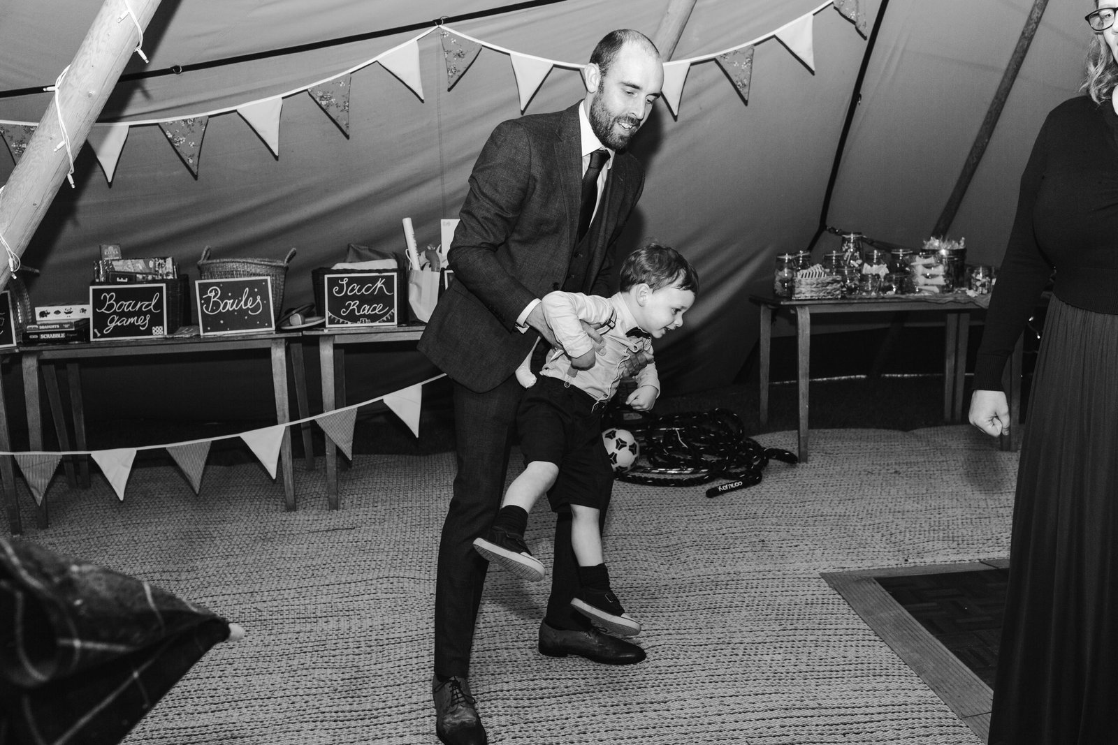 uk church marquee wedding photographer london timeless photography