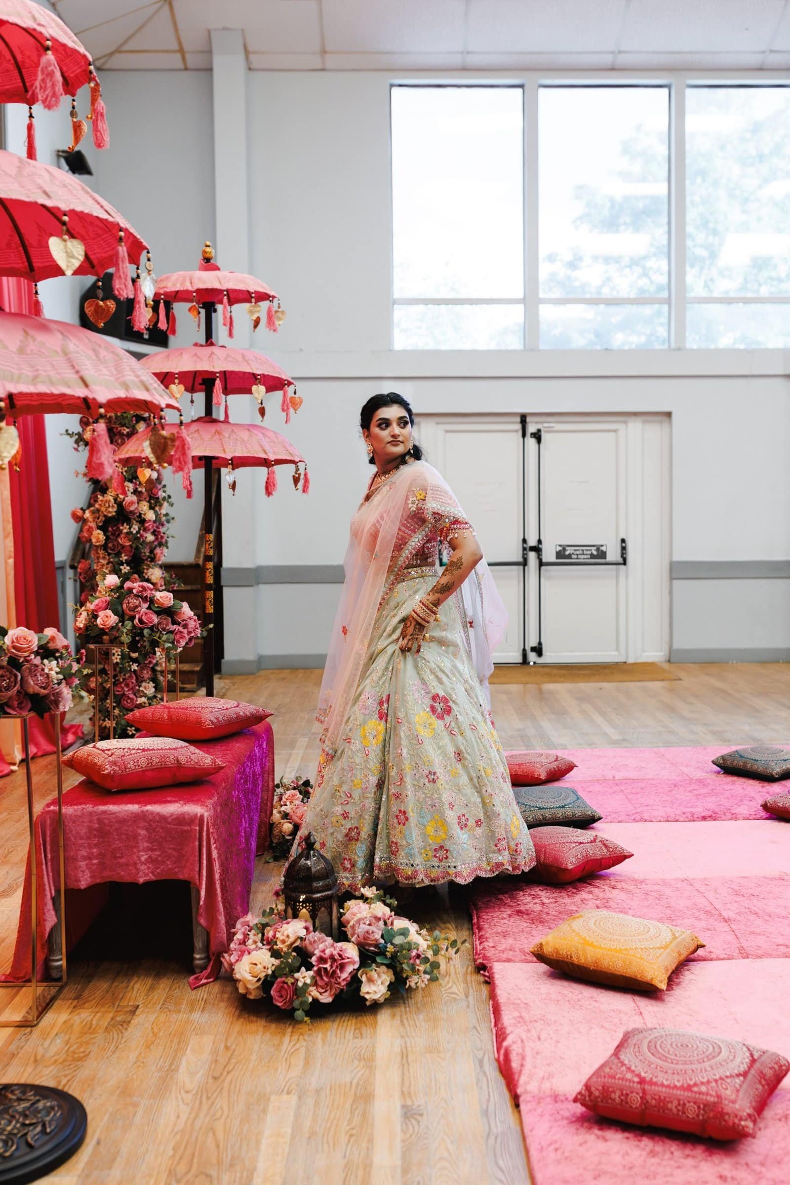 mehndi party photography indian wedding photographer london reading uk