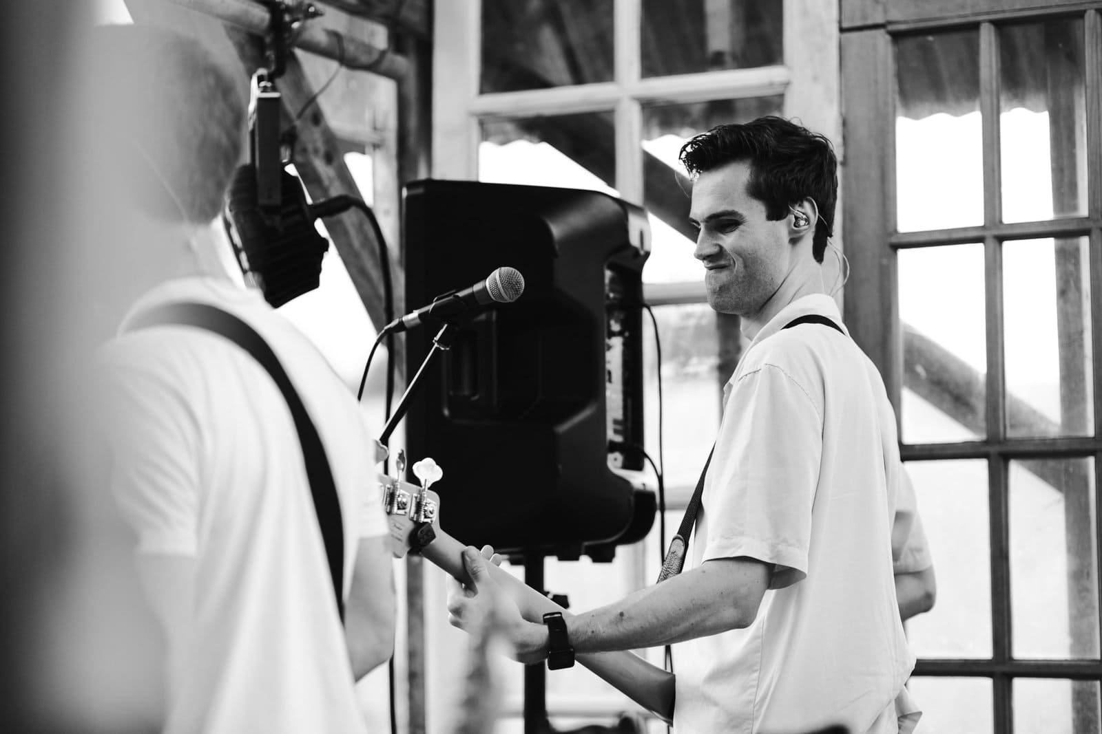 joe hicks musician live music gig photography in reading london photographer