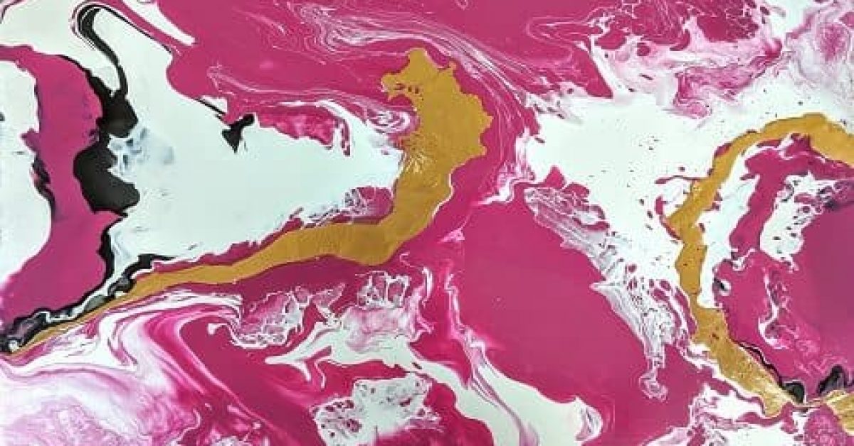 狗血劇本：從前任女友變成第三者，再來上位成功。
