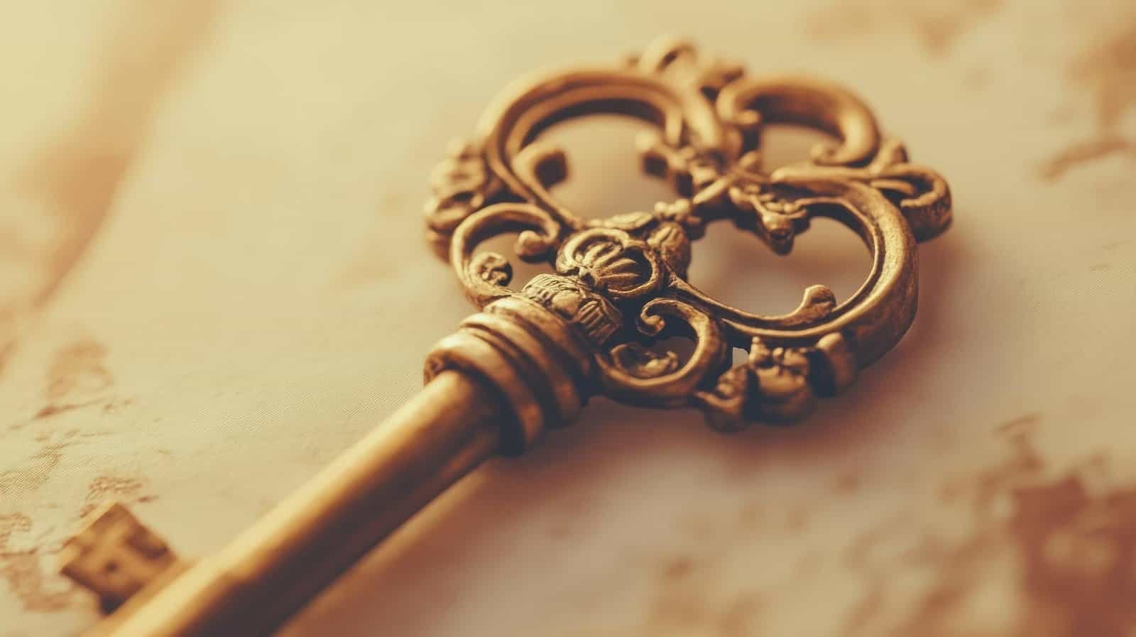 Royal key to the castle