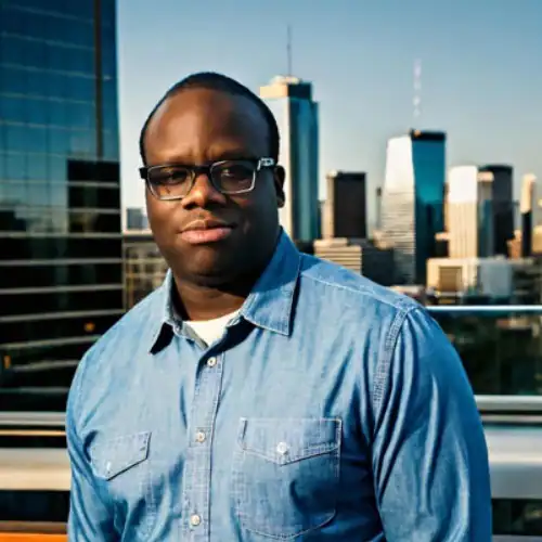 Headshot of David Rhue