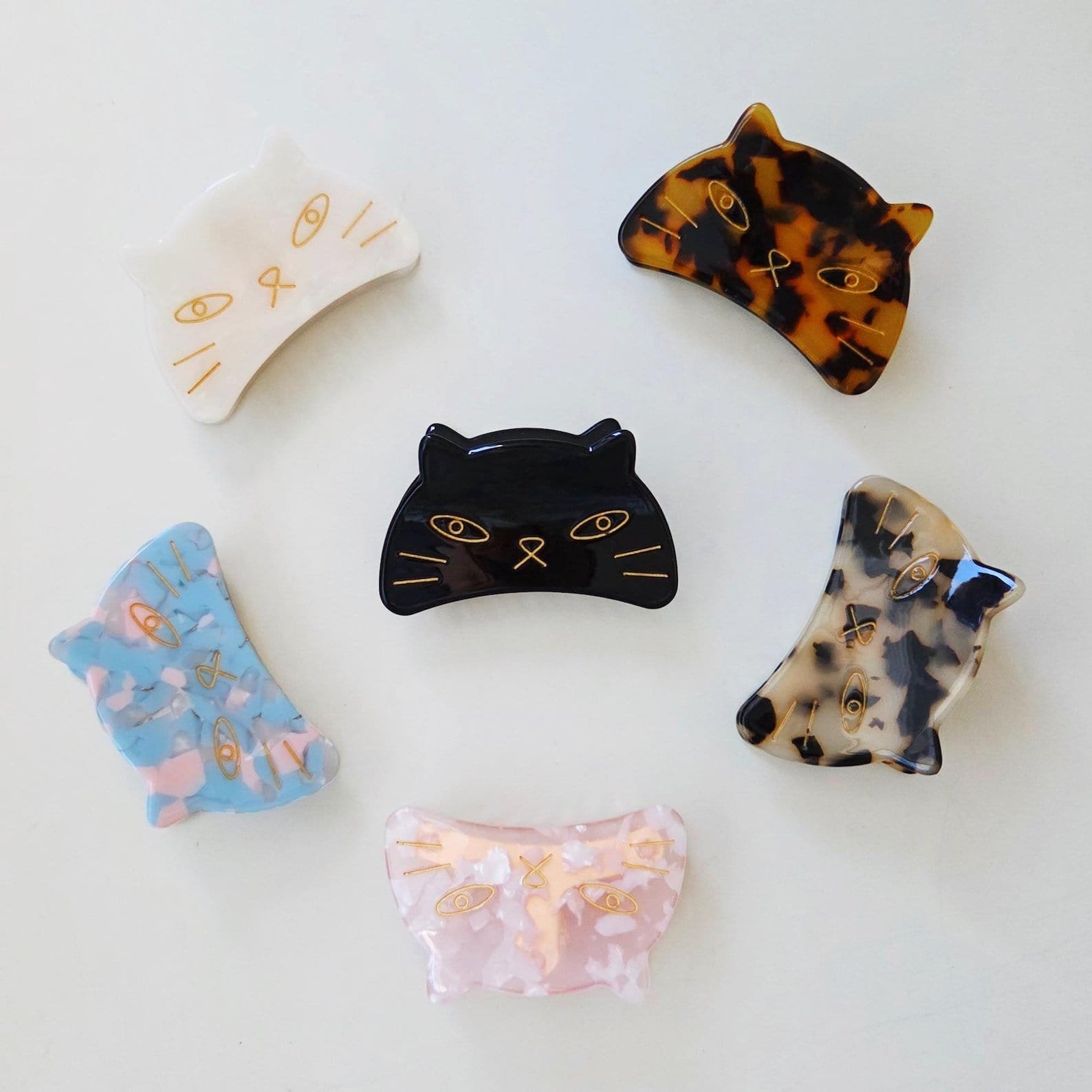 Cat marble hair claw clip