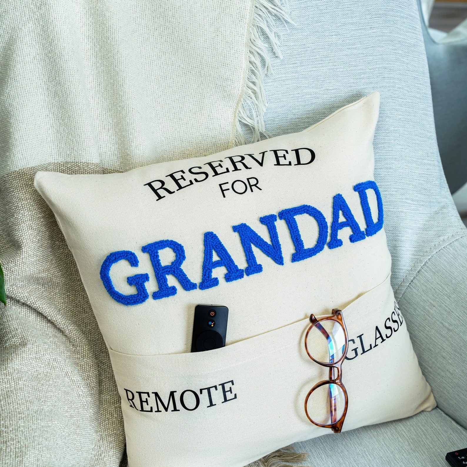 Personalized grandpa punch needle keychain — handmade embroidered gift for grandfather