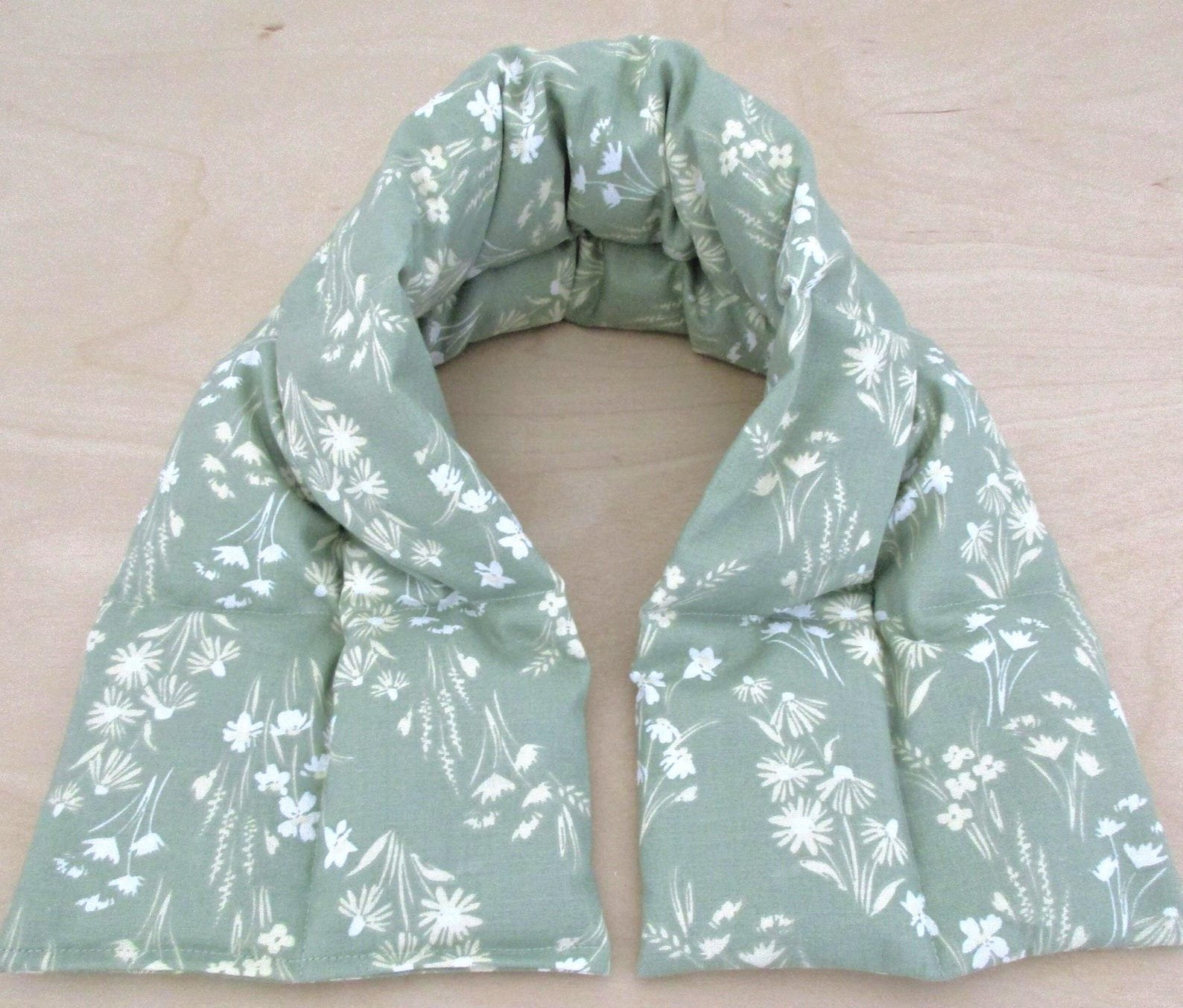 Extra long 30 inch heated neck wrap gift for mom – microwave or chilled therapy wrap