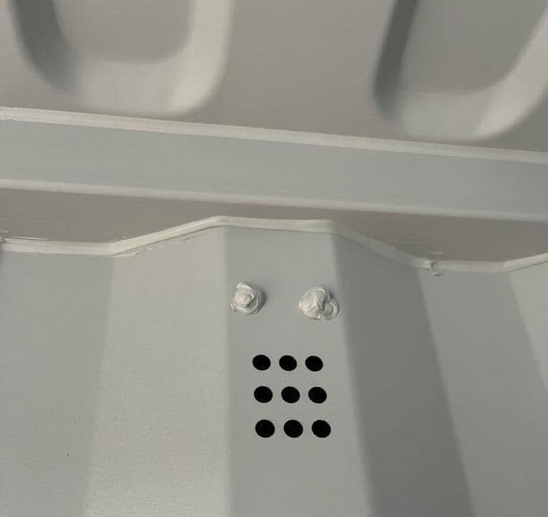 Fully sealed and vented panels