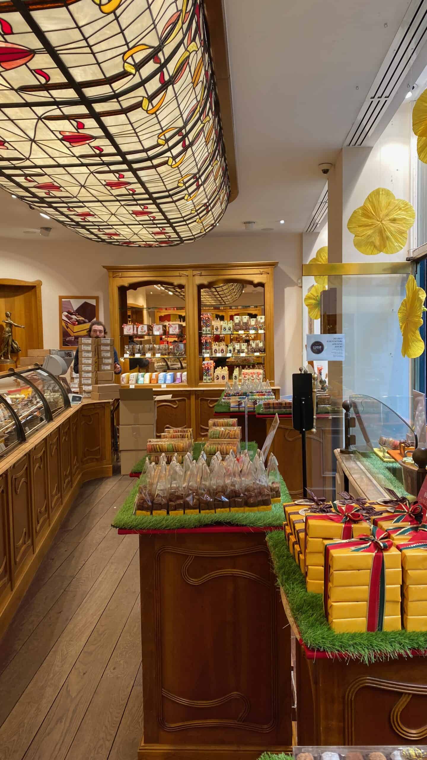 best-chocolates-in-brussels Corne Port Royal with Art Deco styles has some of the best chocolates in Brussels