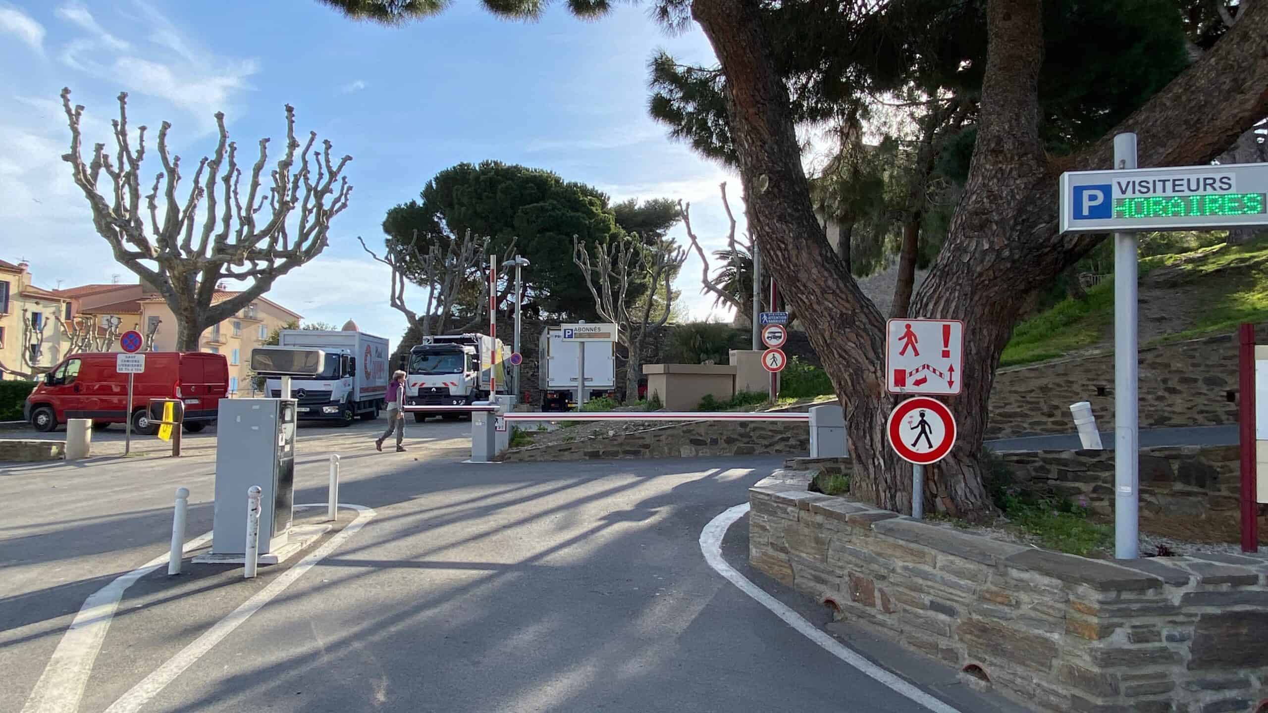 The entrance to one of the parking lots in Collioure