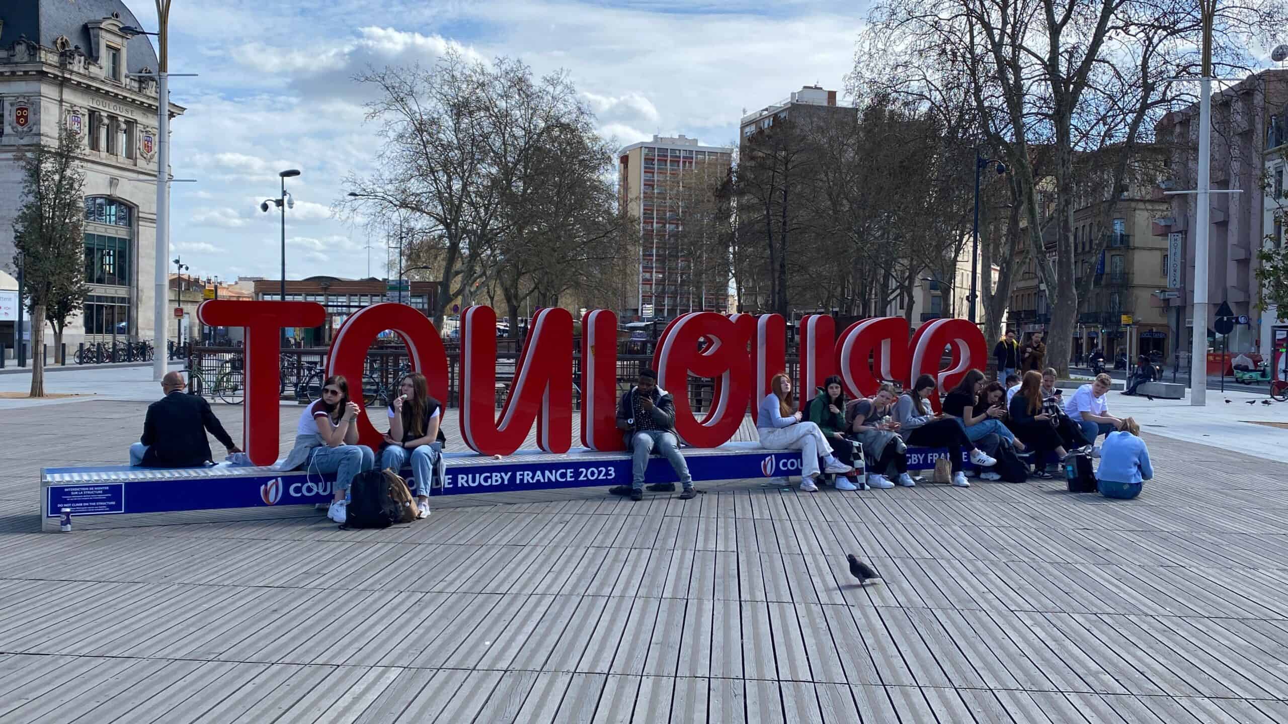 Toulouse tourist sign