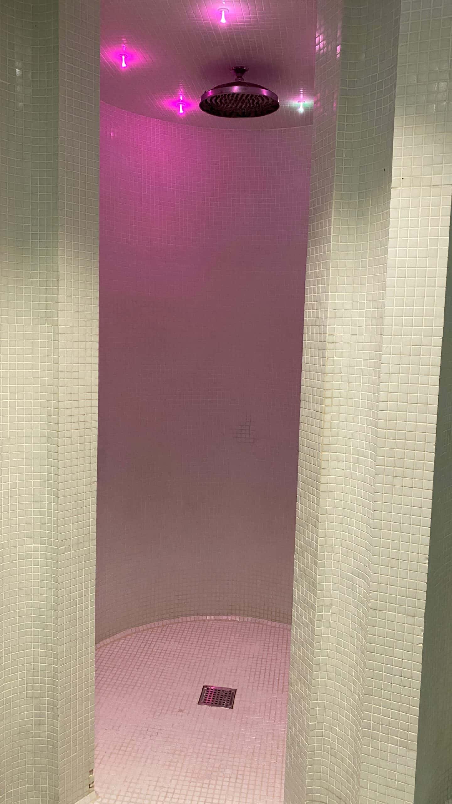 Chromatic shower