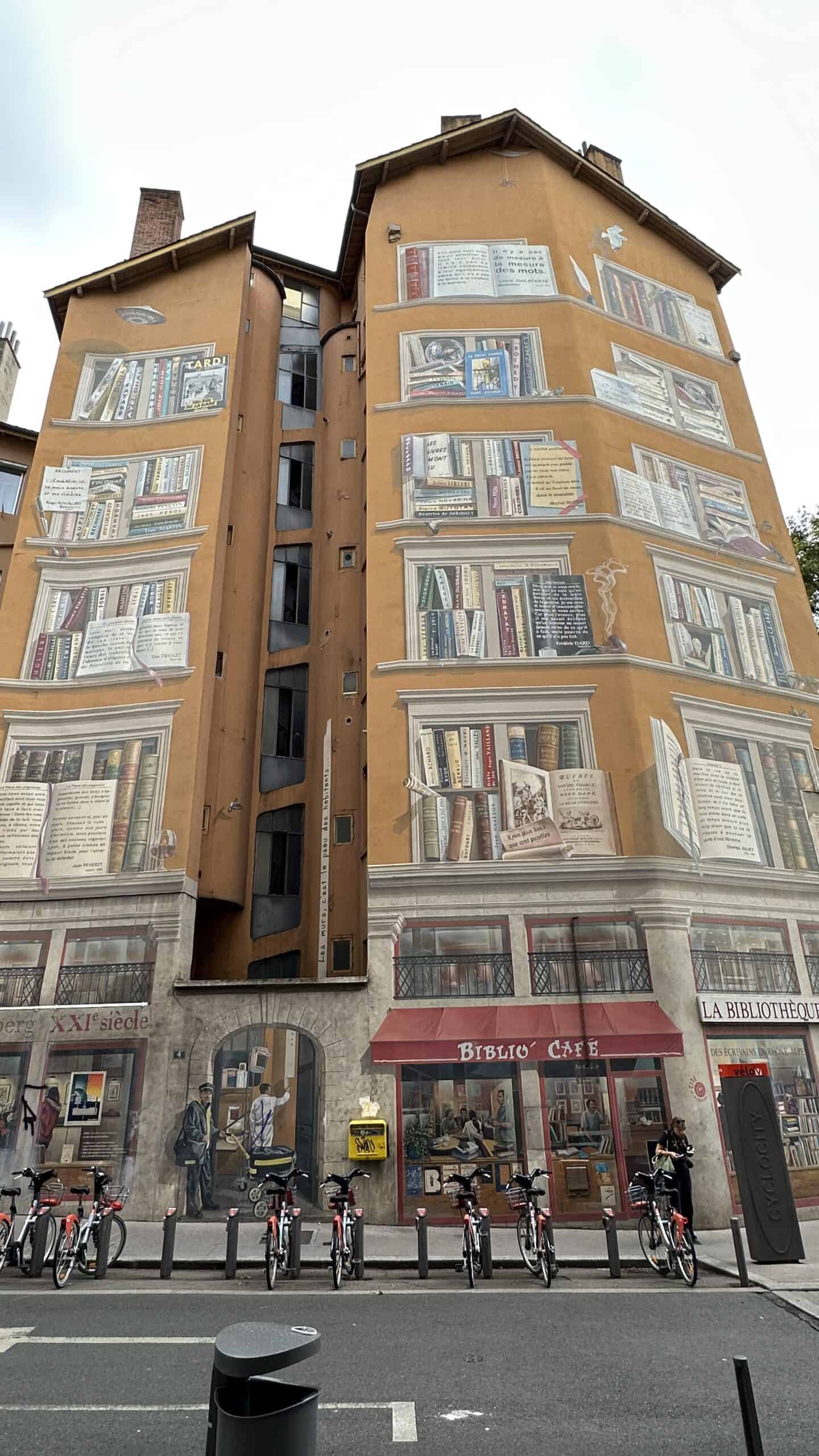 Bibliotheque de la Cite mural