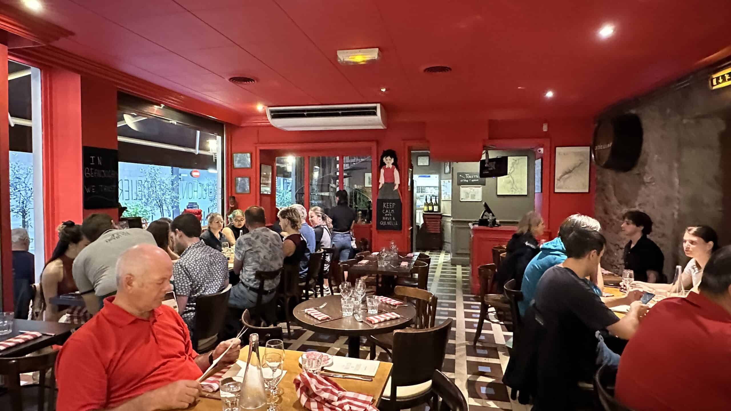 Inside Le Bouchon des Cordeliers