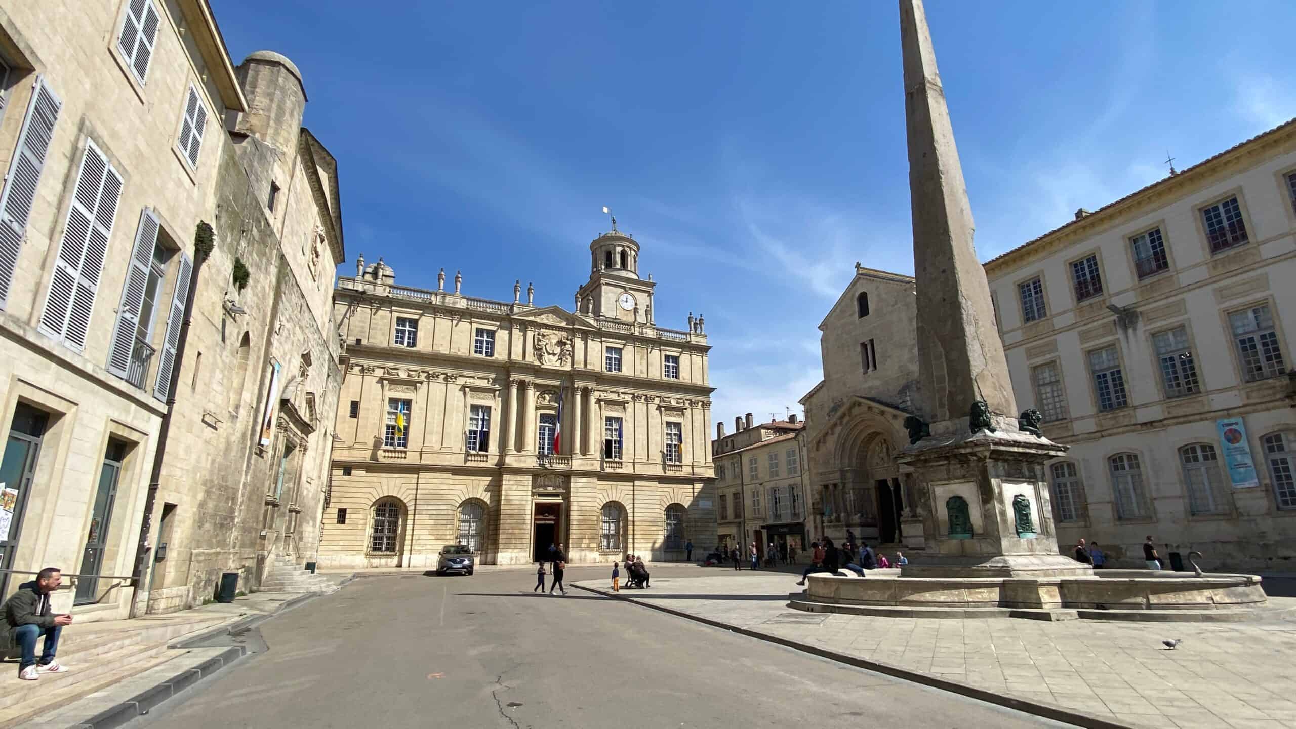 Place de la Republic in Arles