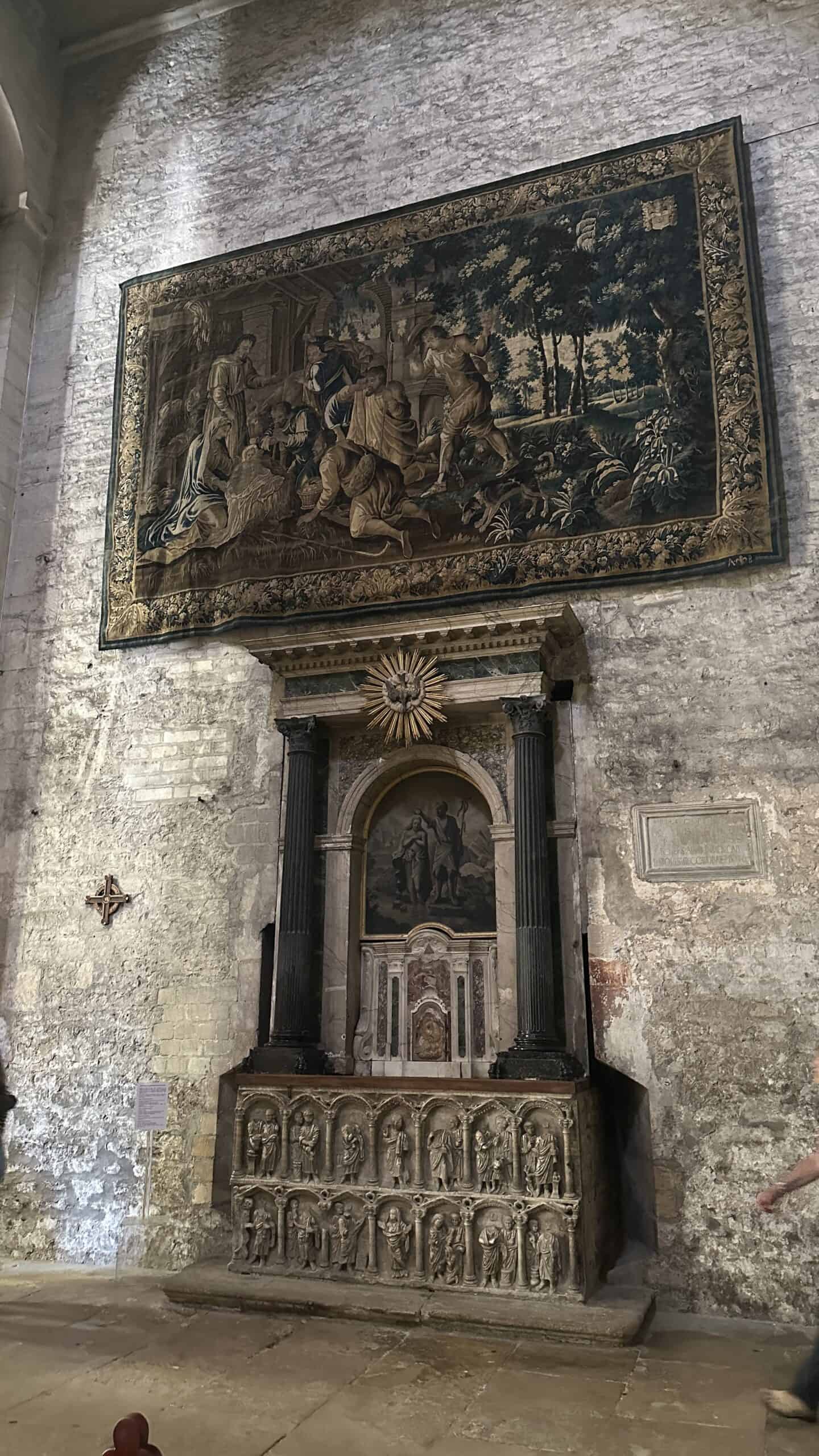 Inside St Triomphe