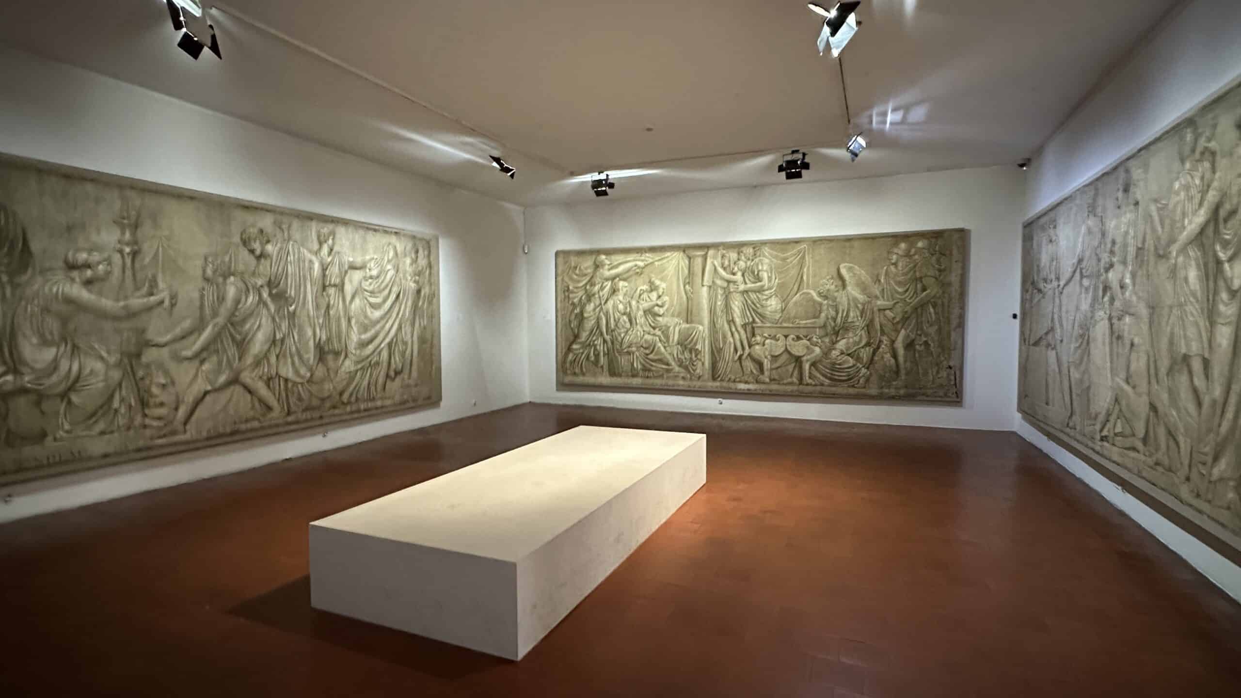 Large format artwork at Musee Reattu