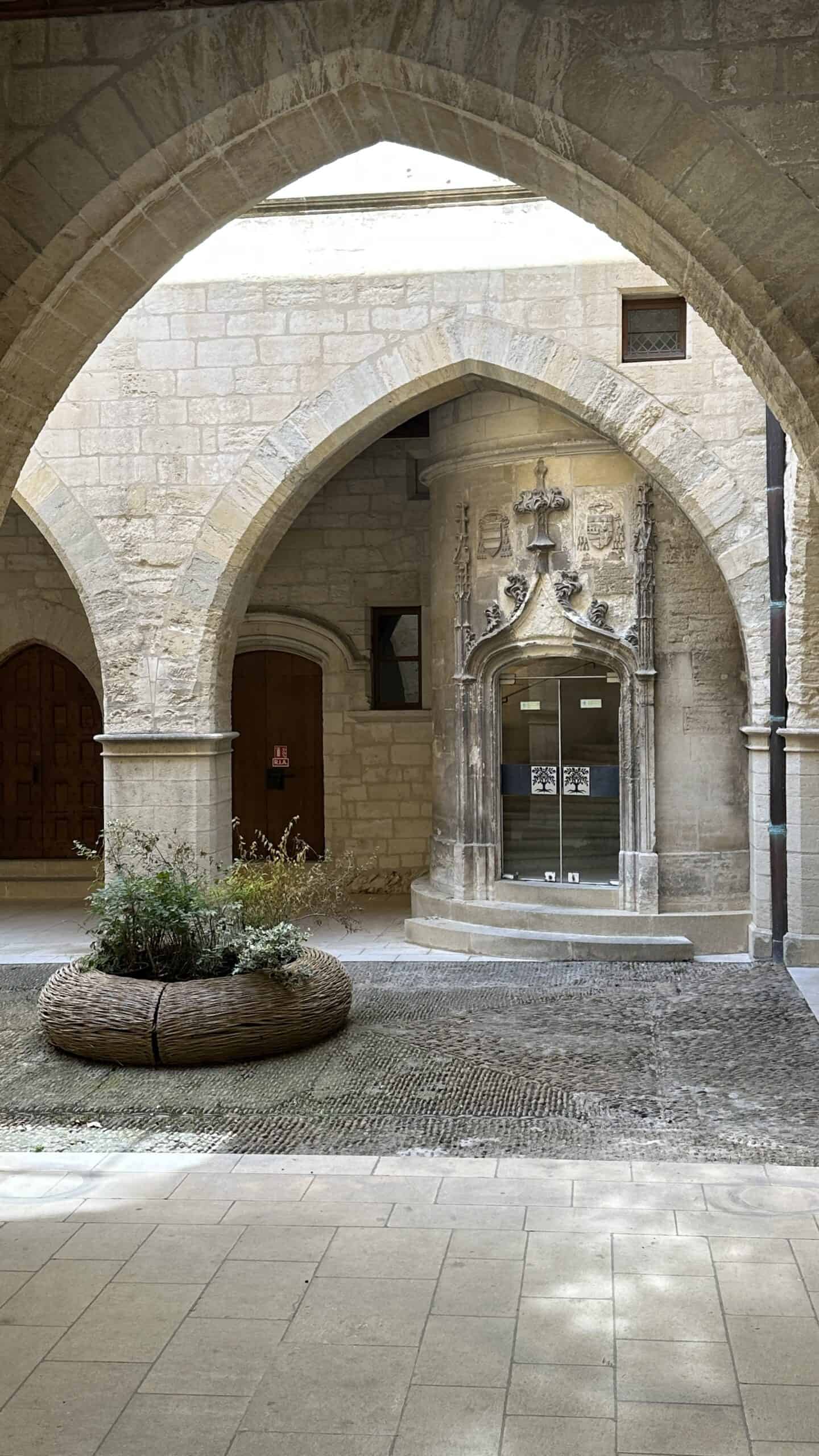 Entrance to Musee Petit Palais
