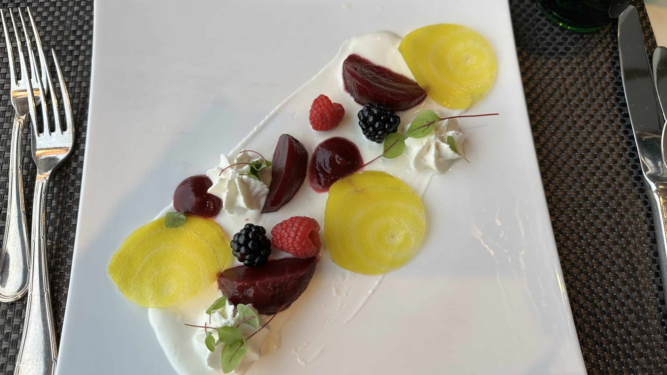 Food dishes served onboard