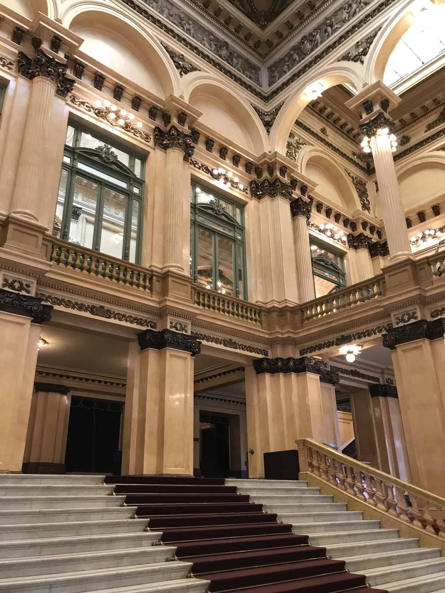 Main foyer of Teatro Colon