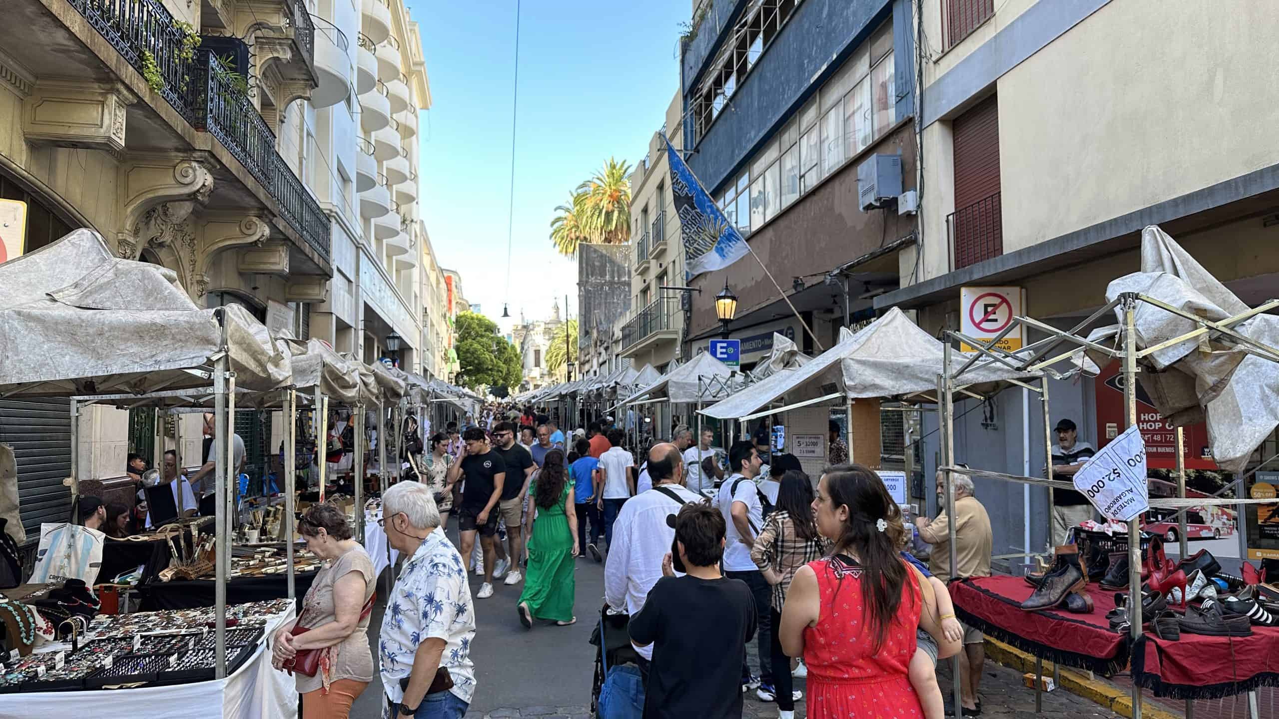 Vendors at San Telmo outdoor market