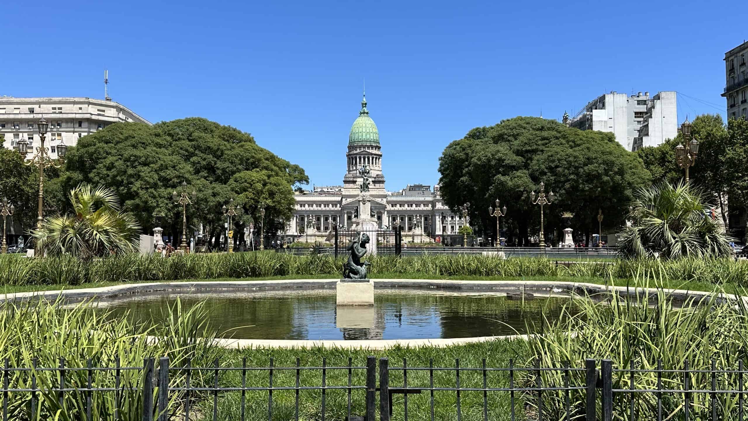 Garden in front of the Congreso Nacional