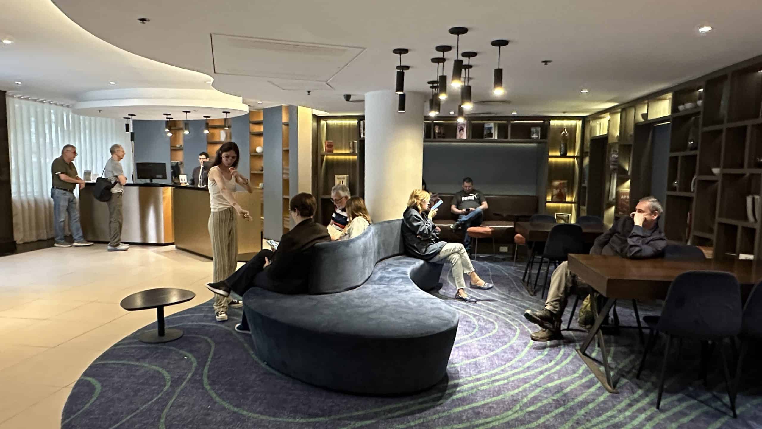 The lobby of the NH Buenos Aires 9 de Julio