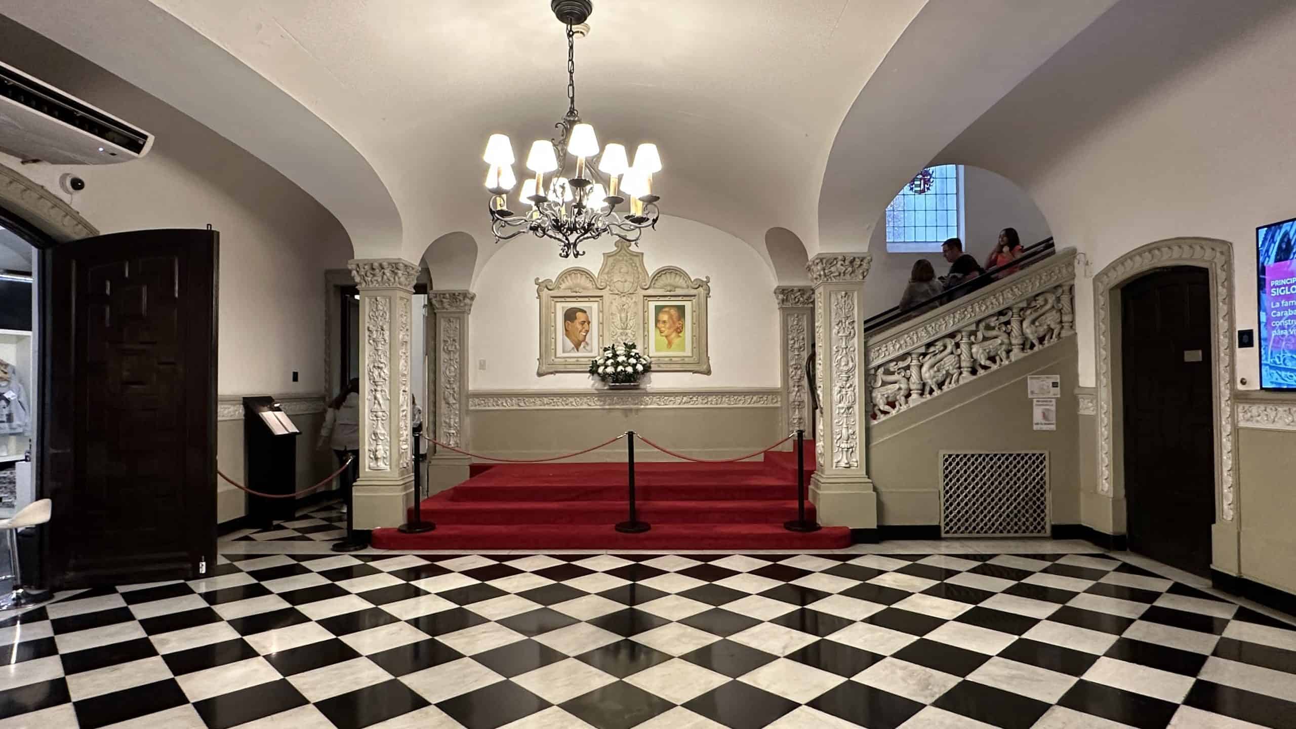 Entrance to the Evita Museum