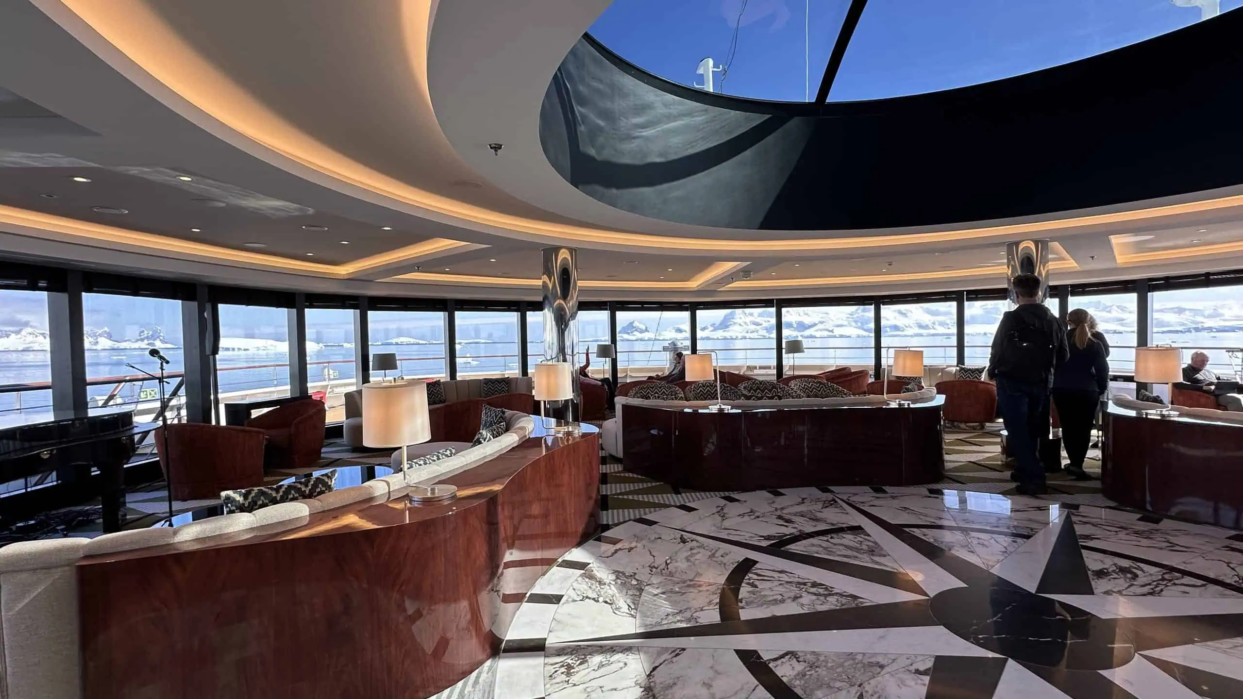 Views of the icebergs from the Dome Observatory