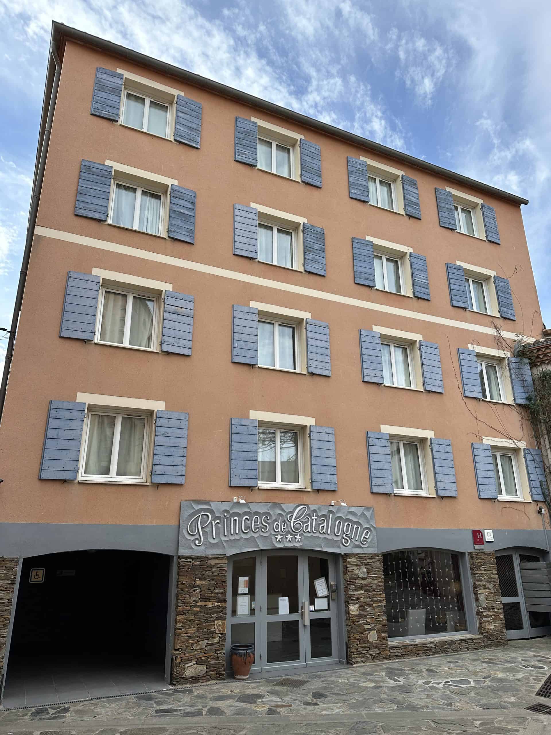 Outside view of Hotel Princes de la Catalogne