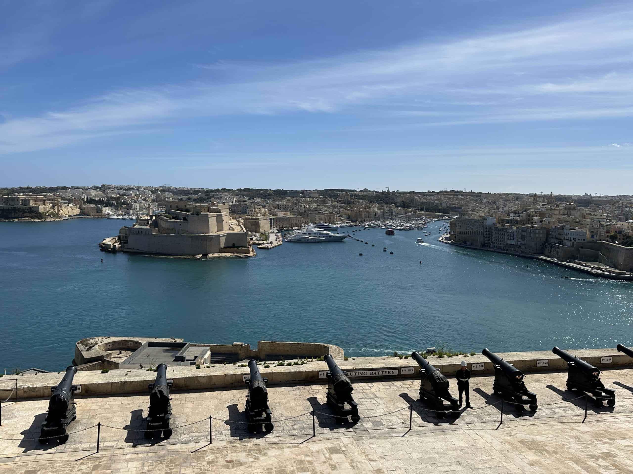 Saluting Battery
