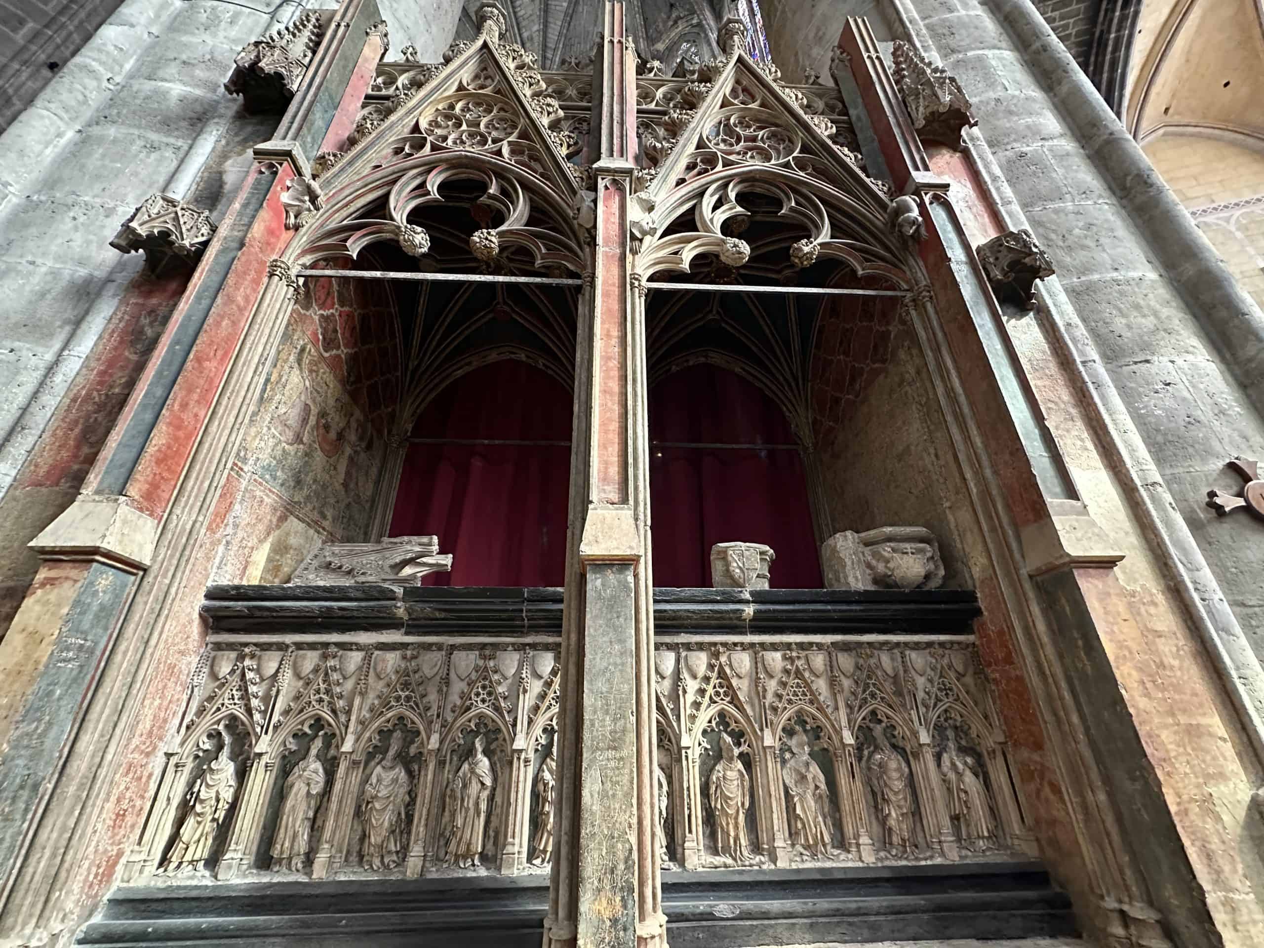 Archbishop tomb