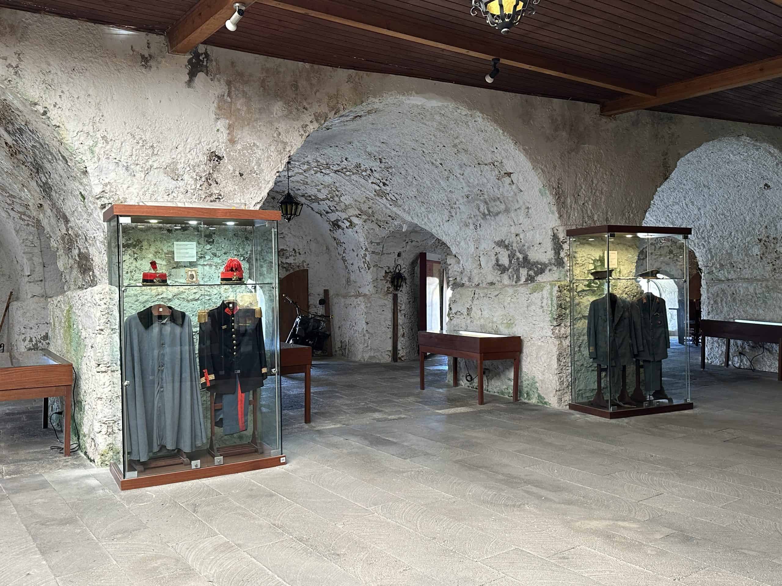 Uniform exhibits
