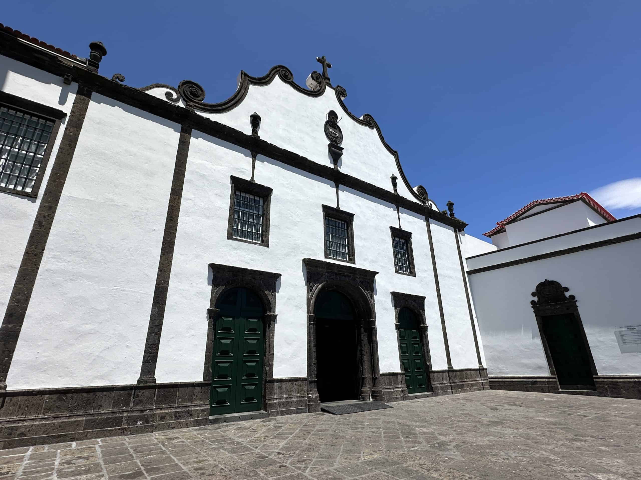 Santo Cristo Church