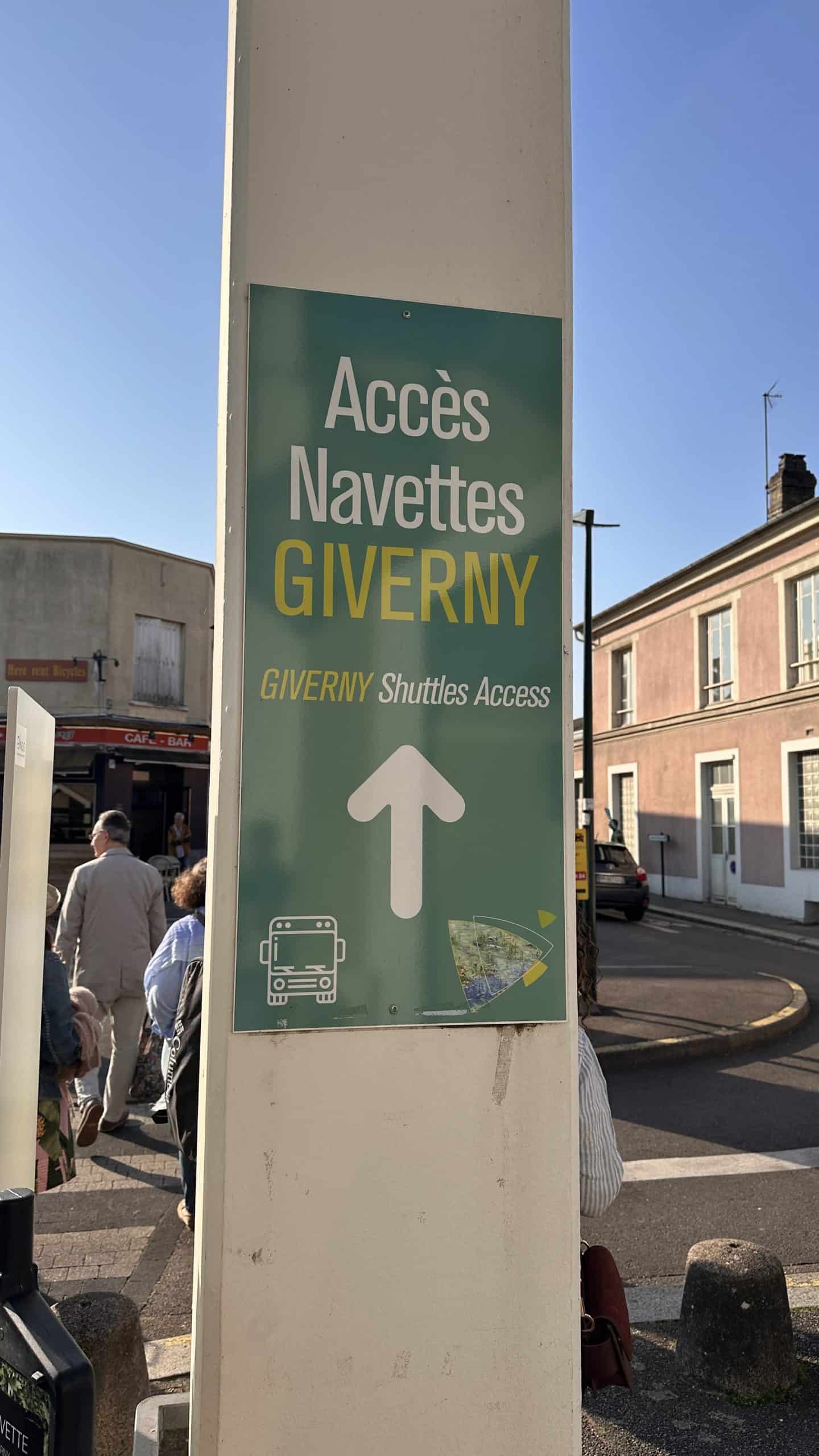 Sign to the shuttle
