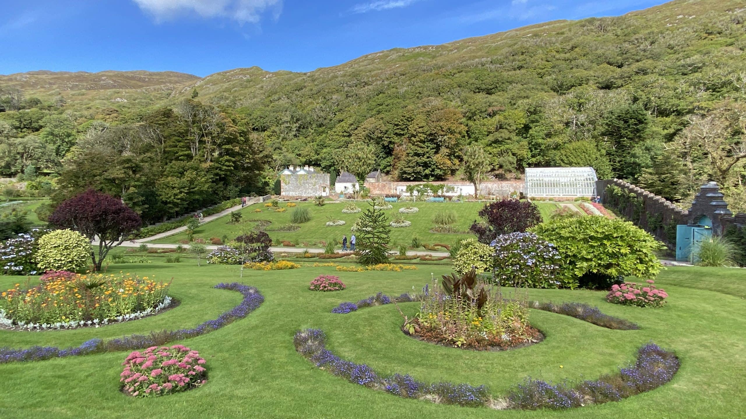 Formal garden area