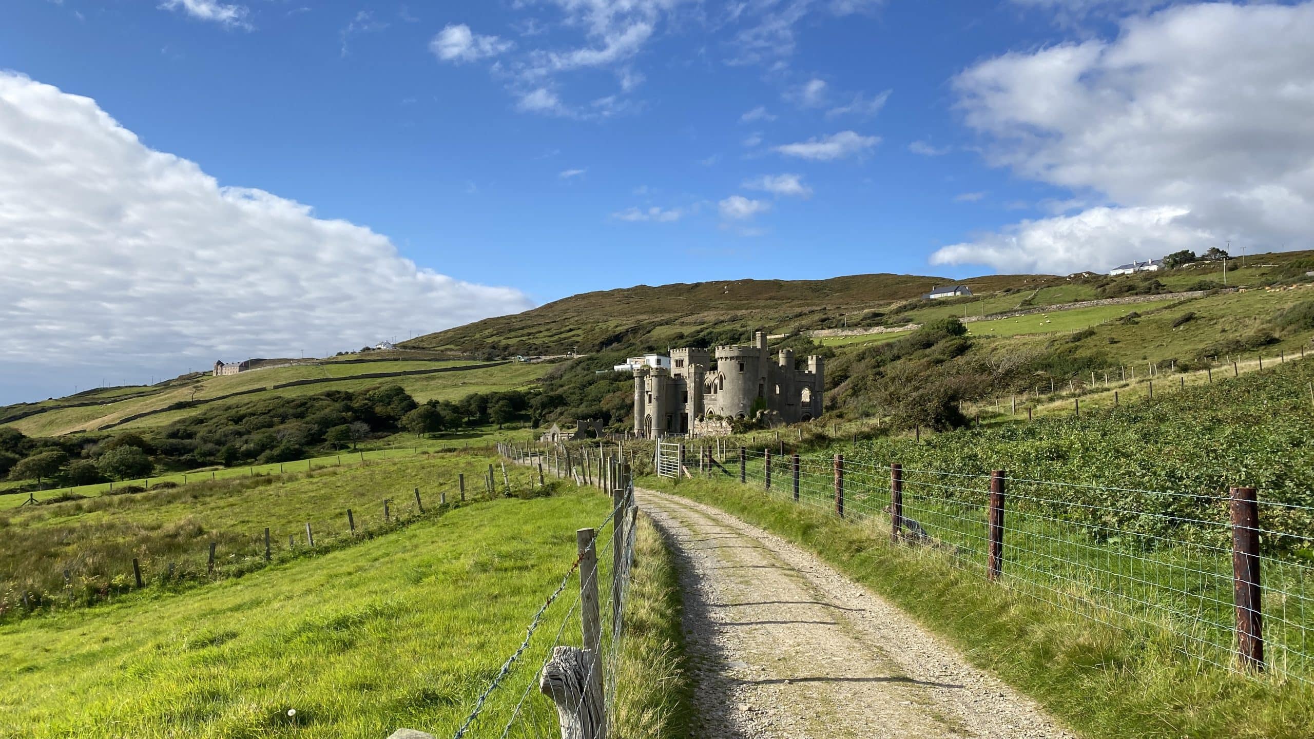 Approaching Clifden Castle