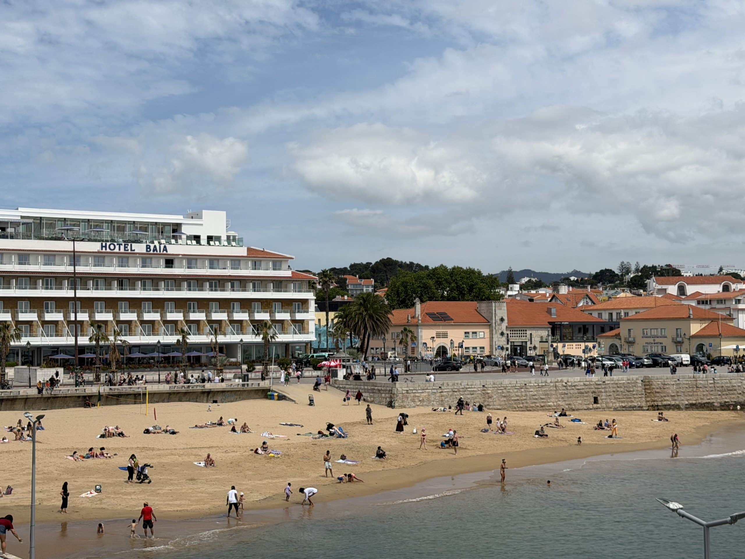 Hotel Baia on the beach