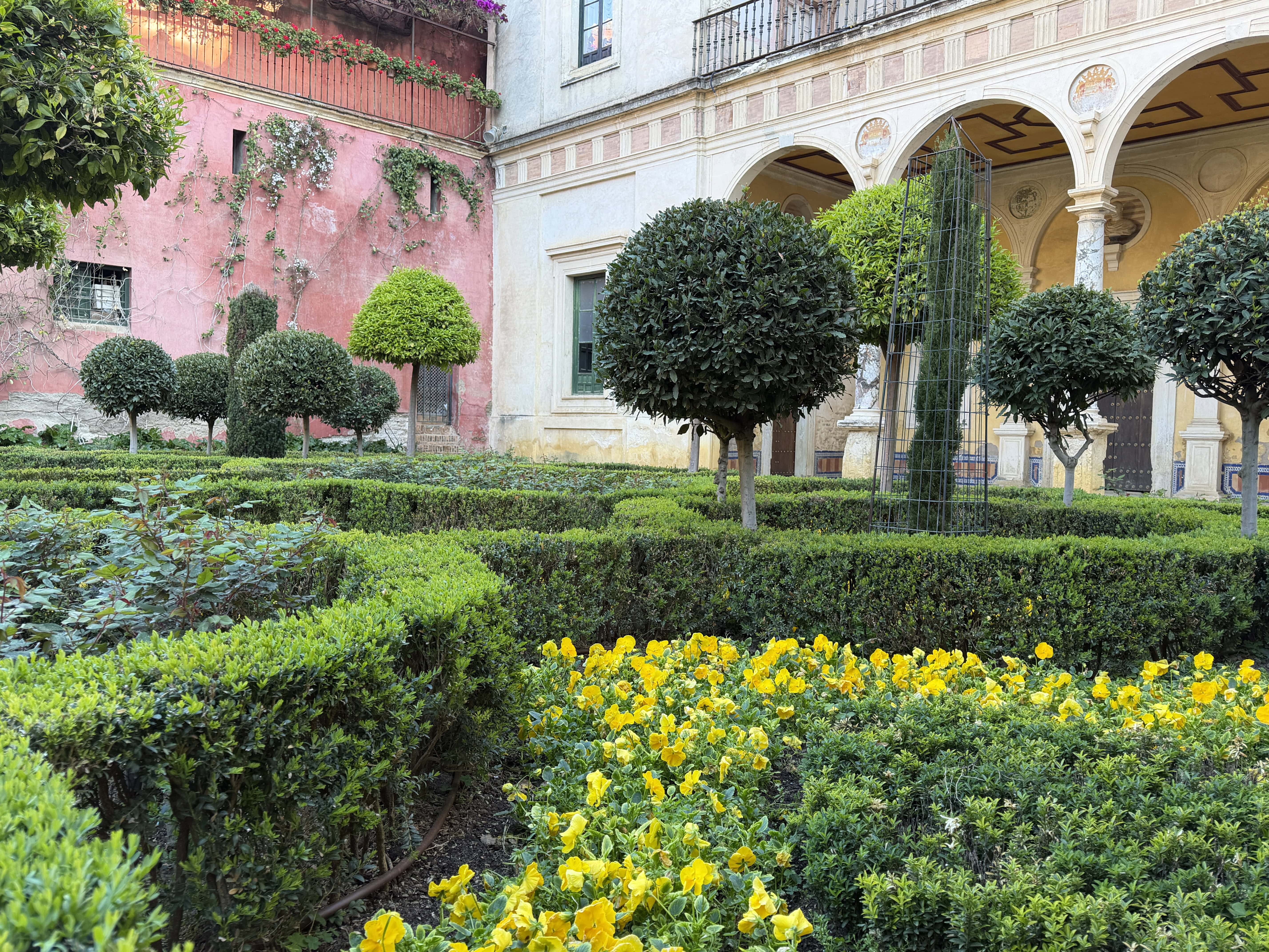 Courtyard gardens