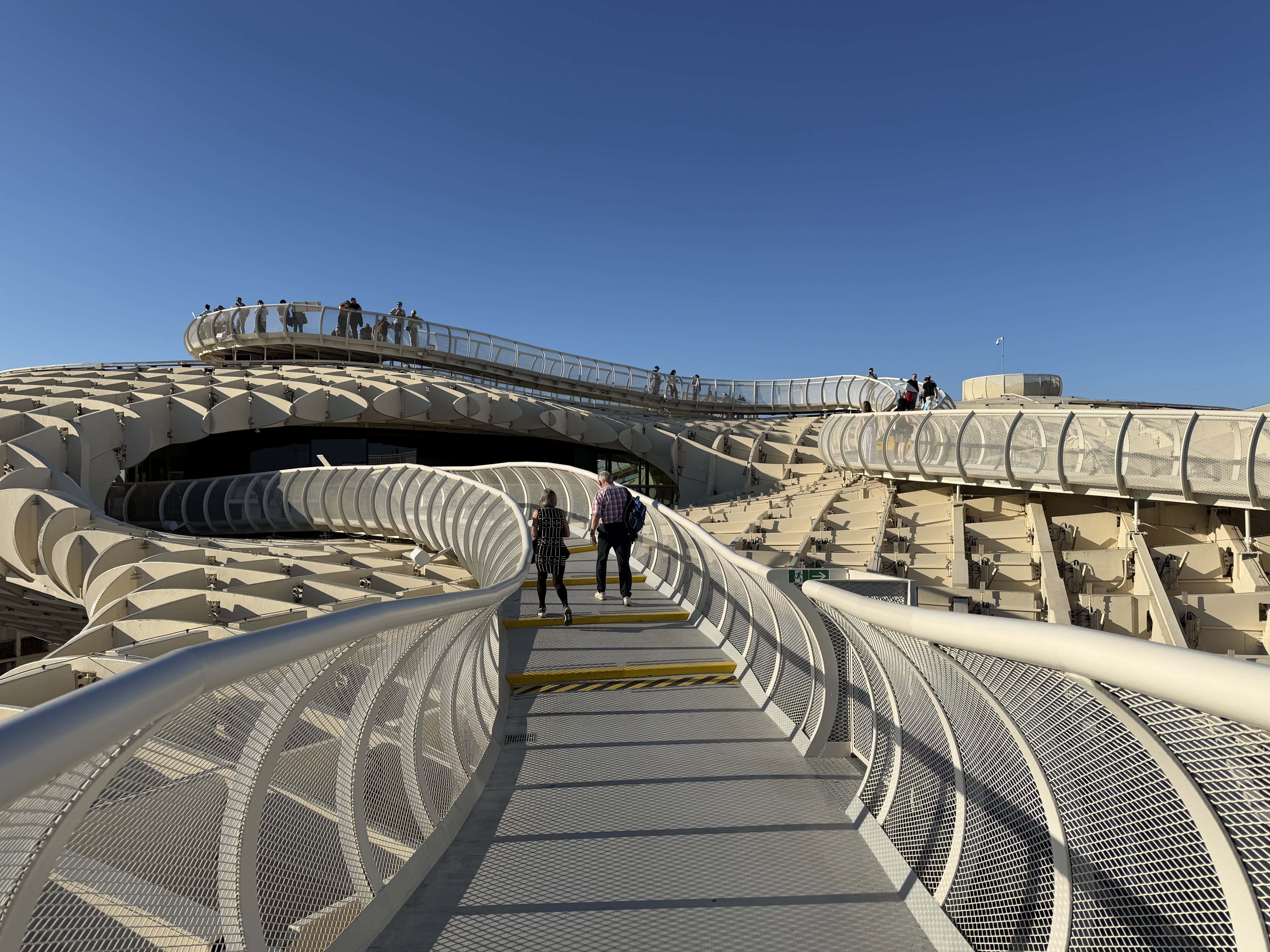 Setas walkway